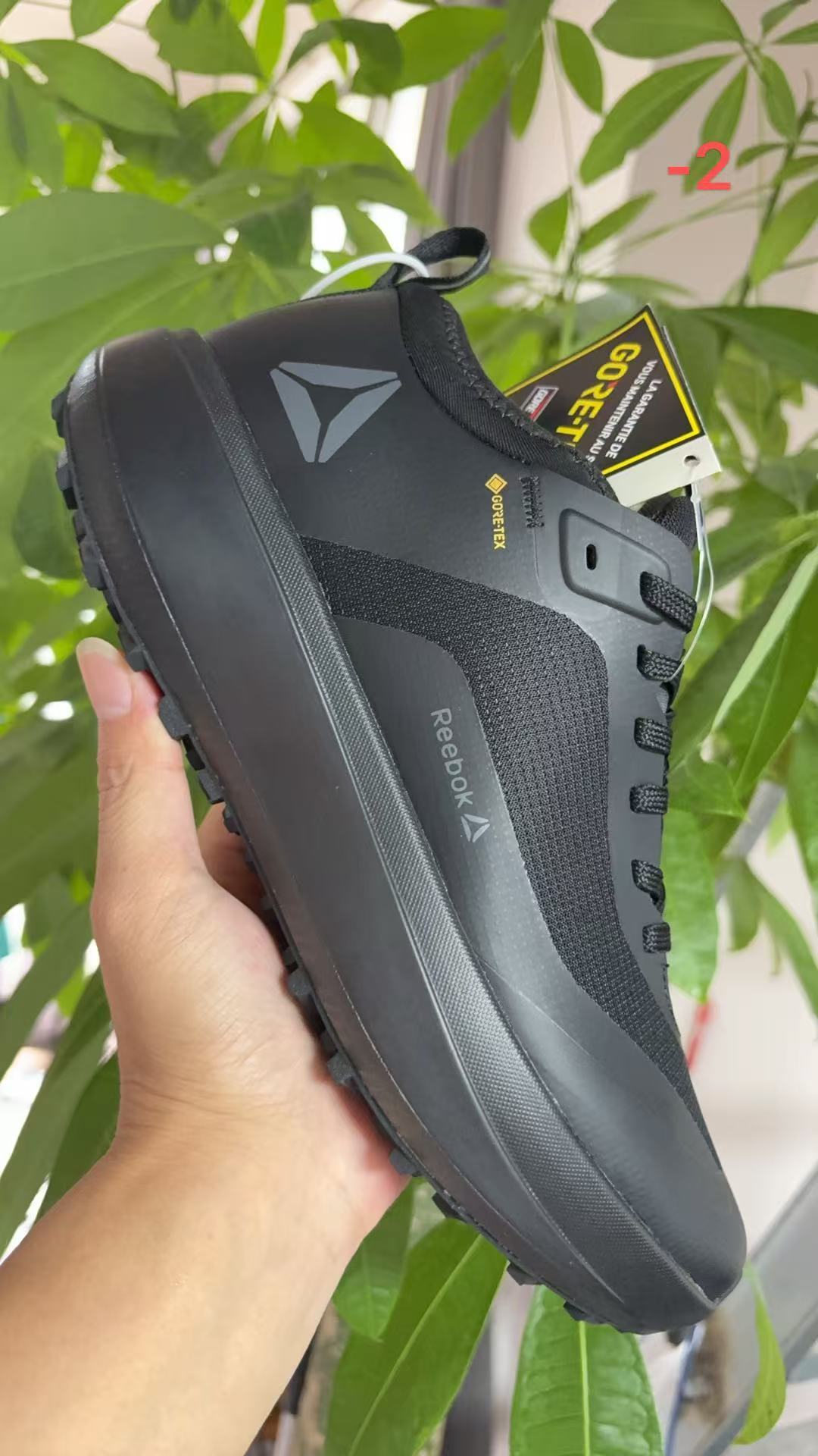 Ree-bok Gore-Tex 防水+保暖（J-34）