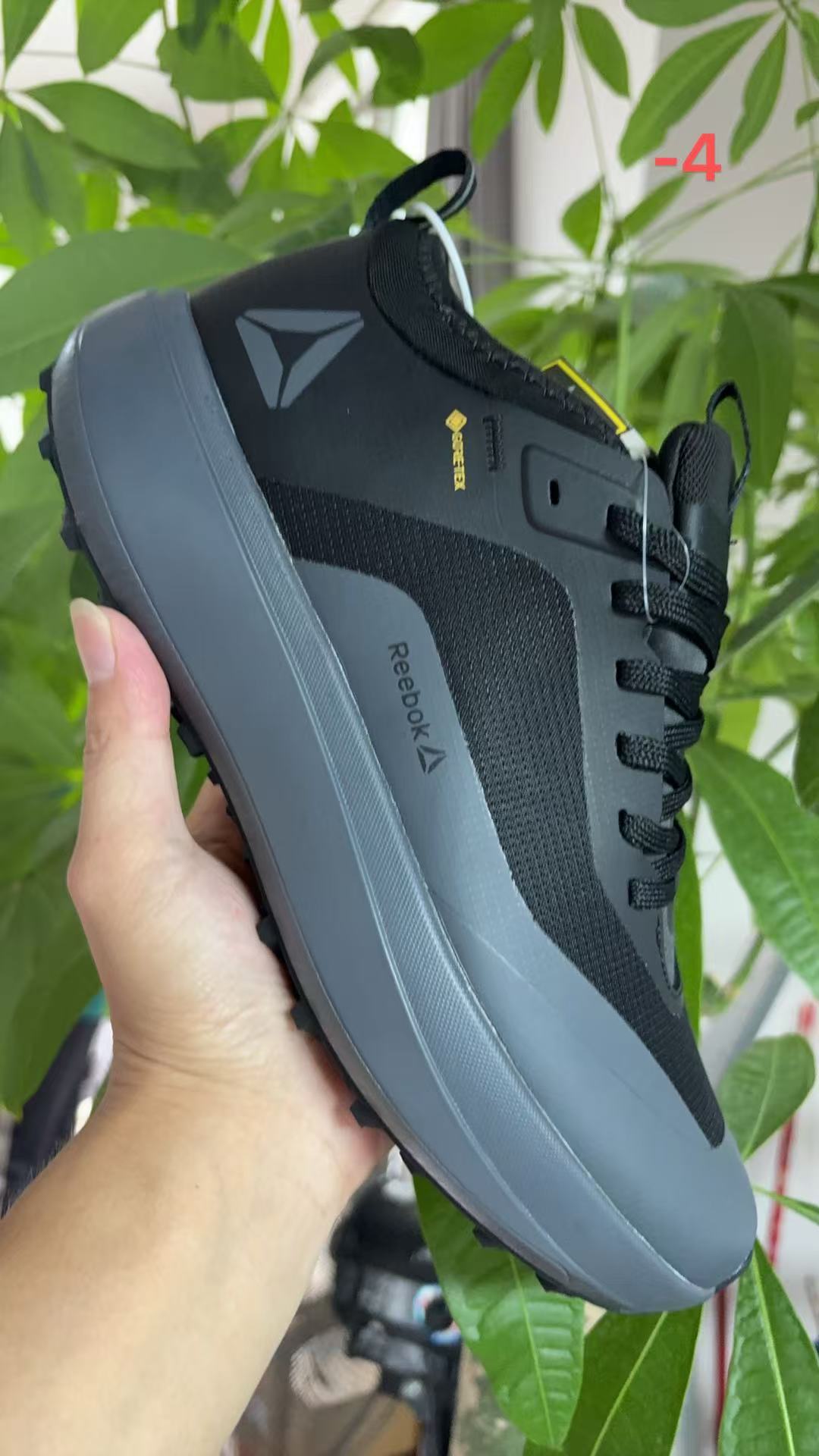 Ree-bok Gore-Tex 防水+保暖（J-34）