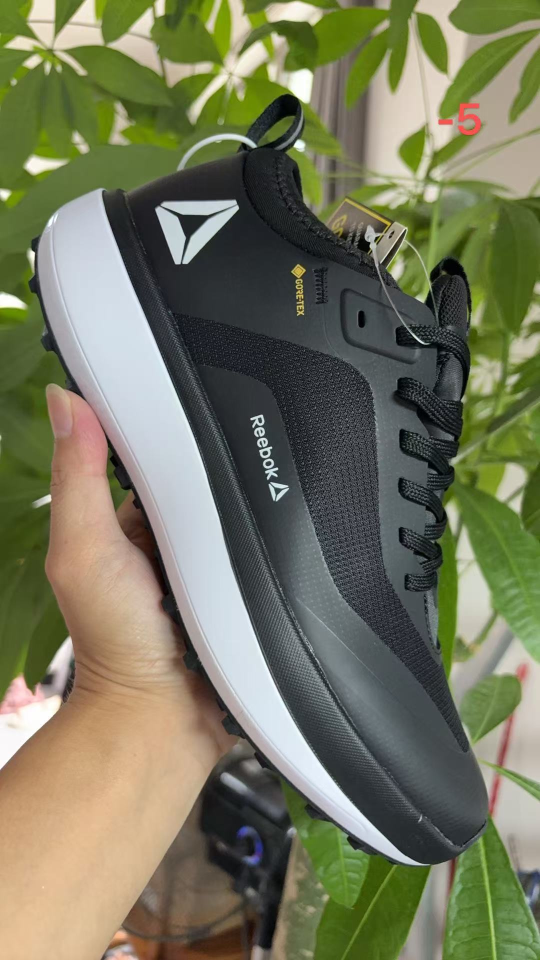 Ree-bok Gore-Tex 防水+保暖（J-34）