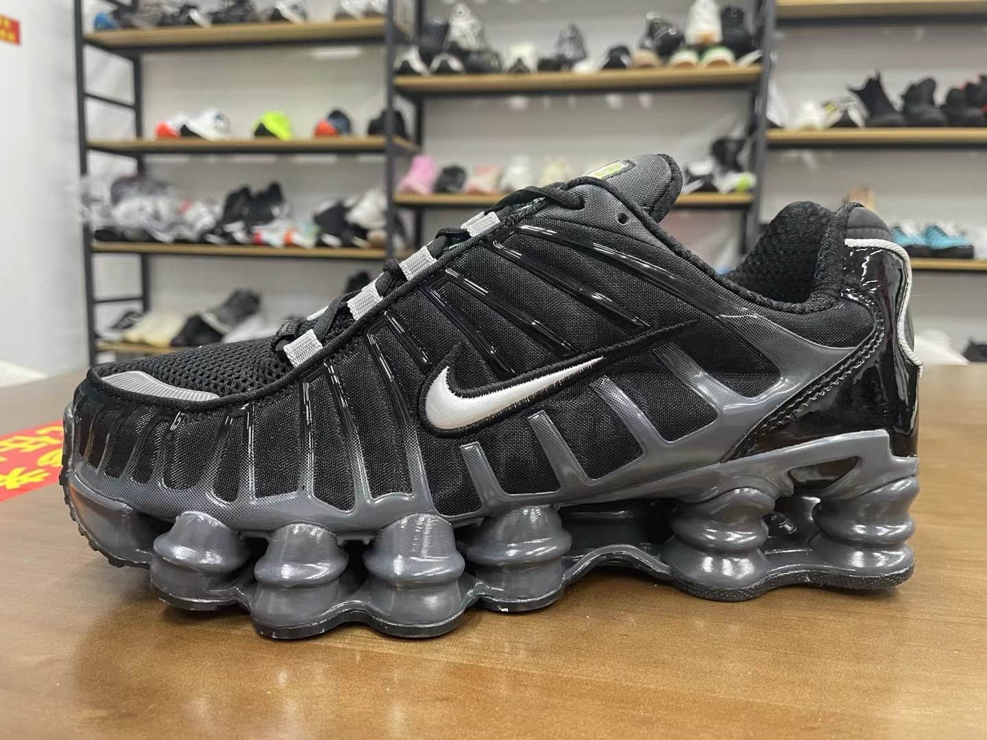 Nike Shox 13（023）
