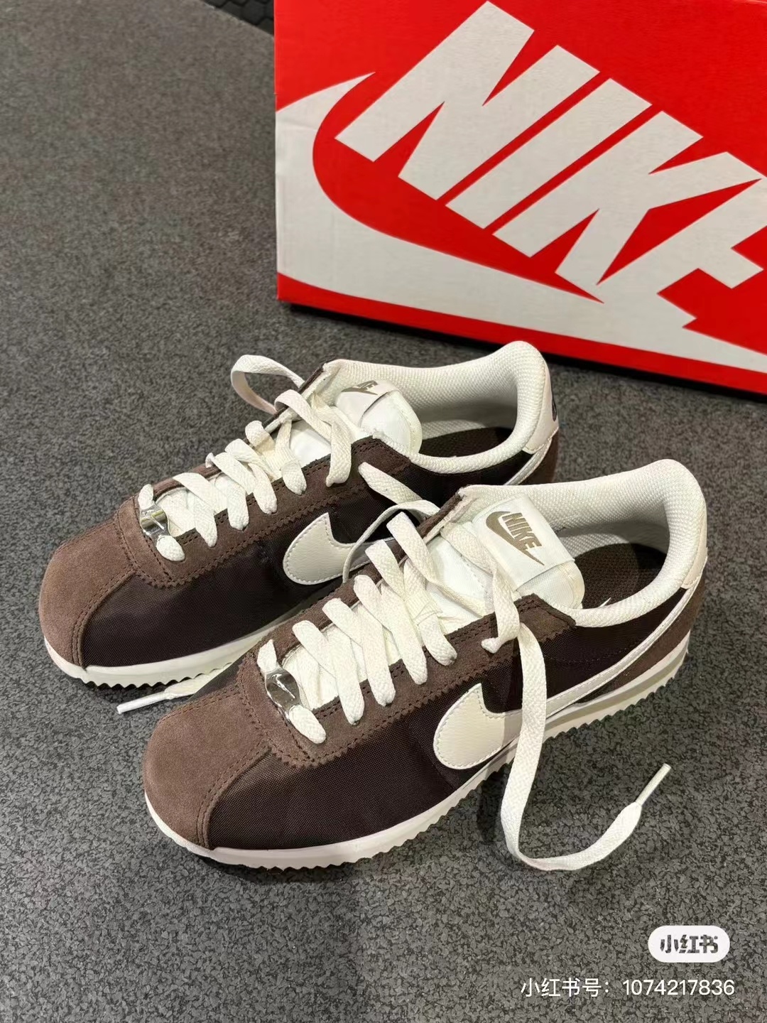 Nike Cortez （F52)