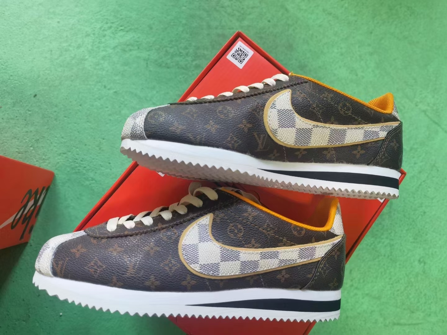 Nike Cortez （F52)