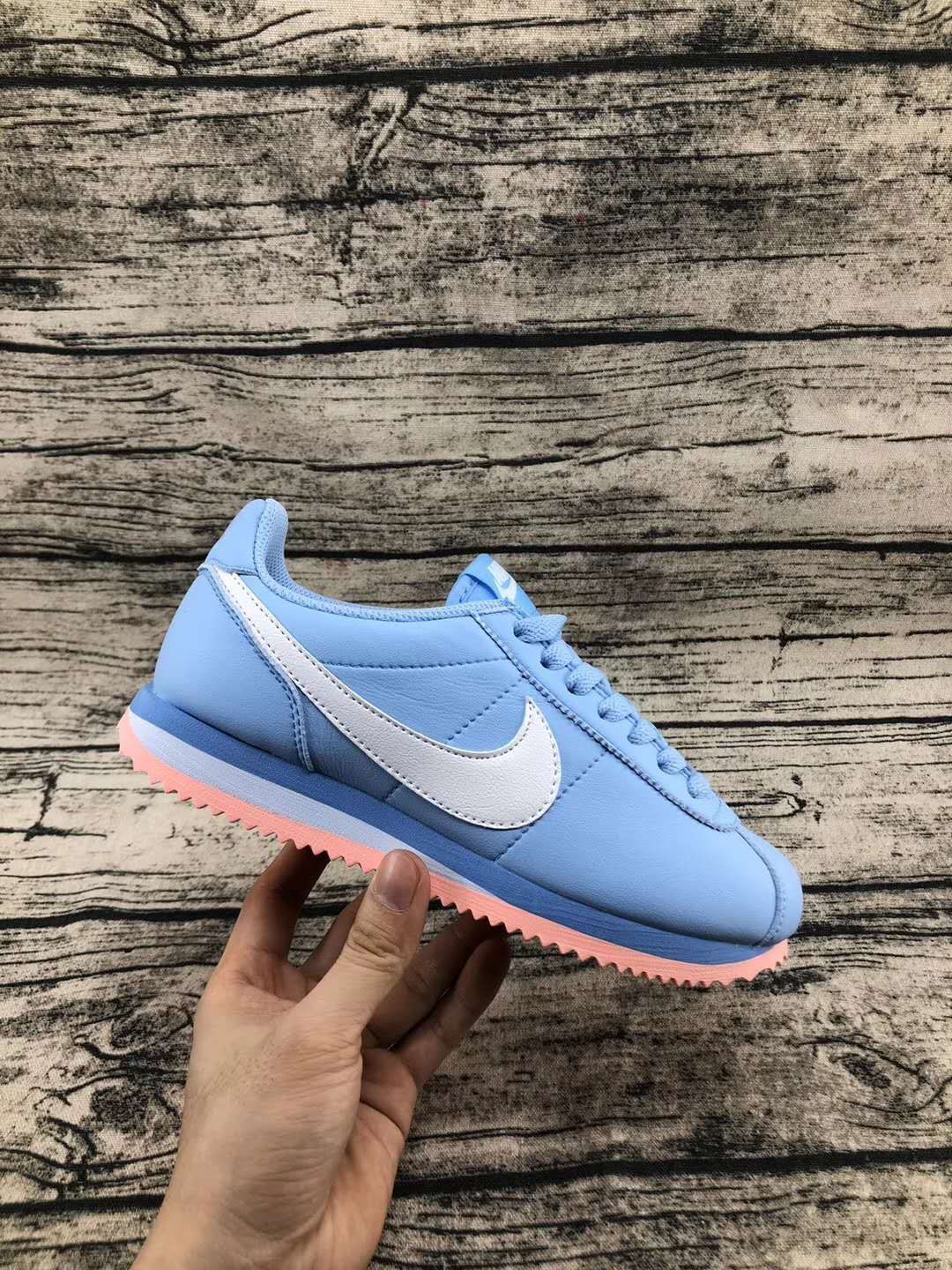 Nike Cortez （F52)