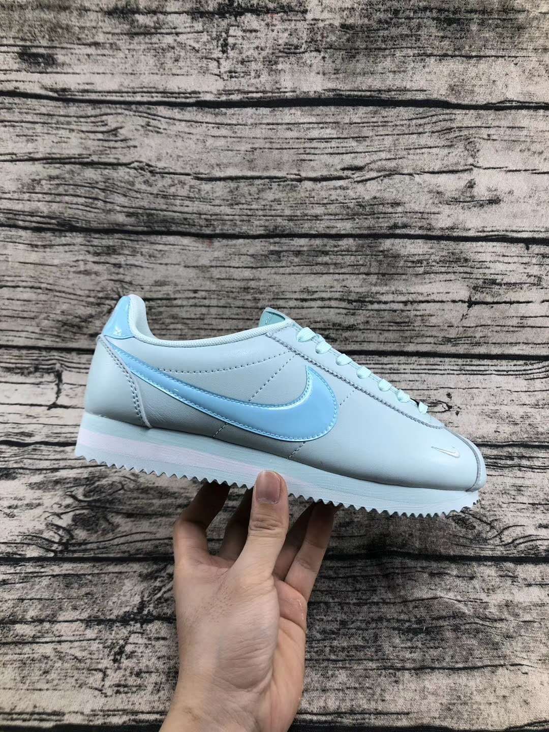 Nike Cortez （F52)
