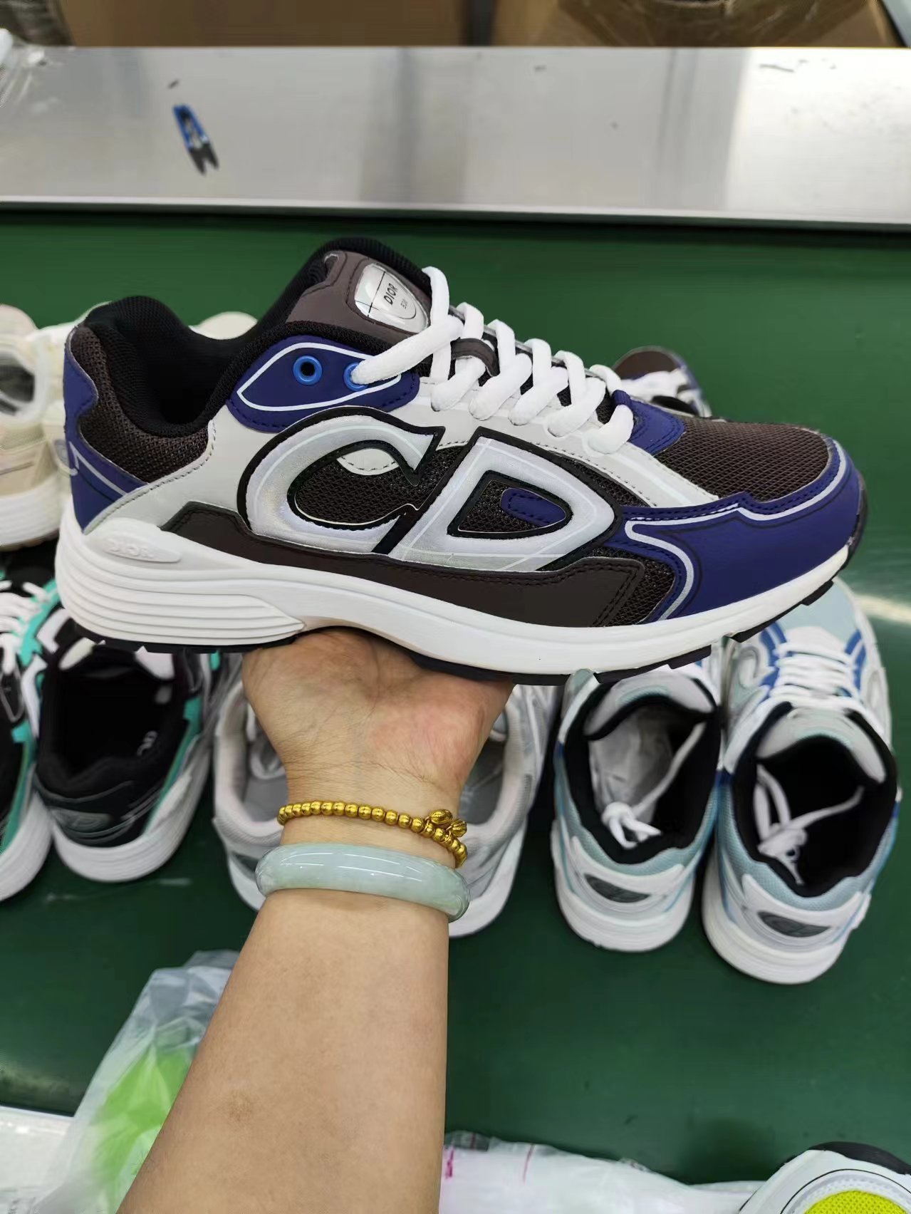 Di-or Running（F117 086）