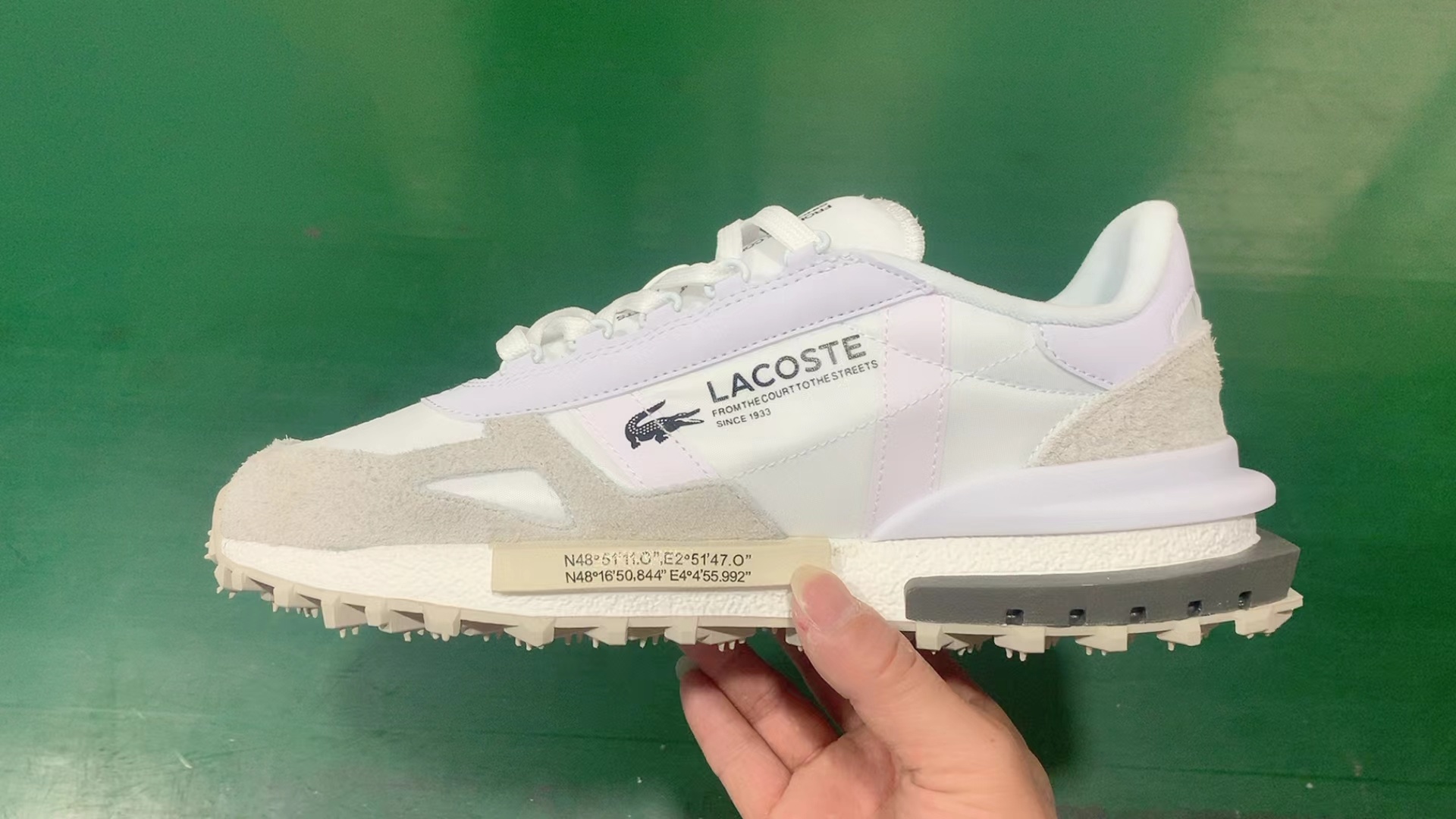 Lacost-e Suede（F2）