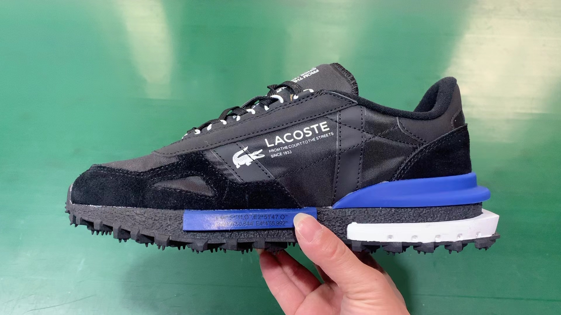 Lacost-e Suede（F2）