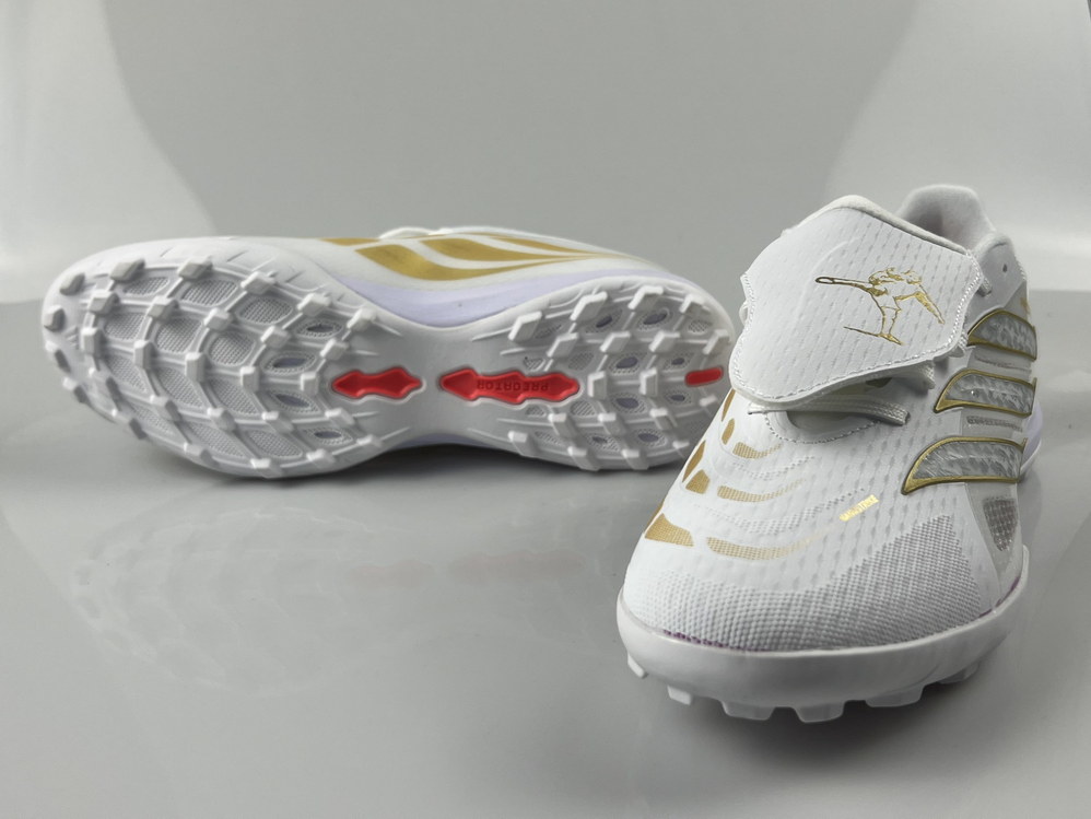 Adidas Predator 2026 TF #大y