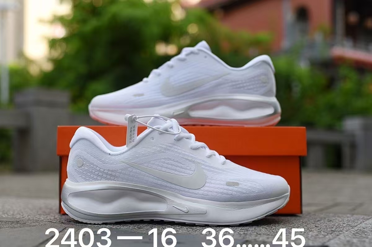 Nike  Journey Run（H-7）