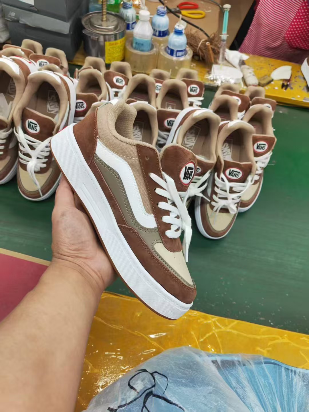 Van-s low（J-5）