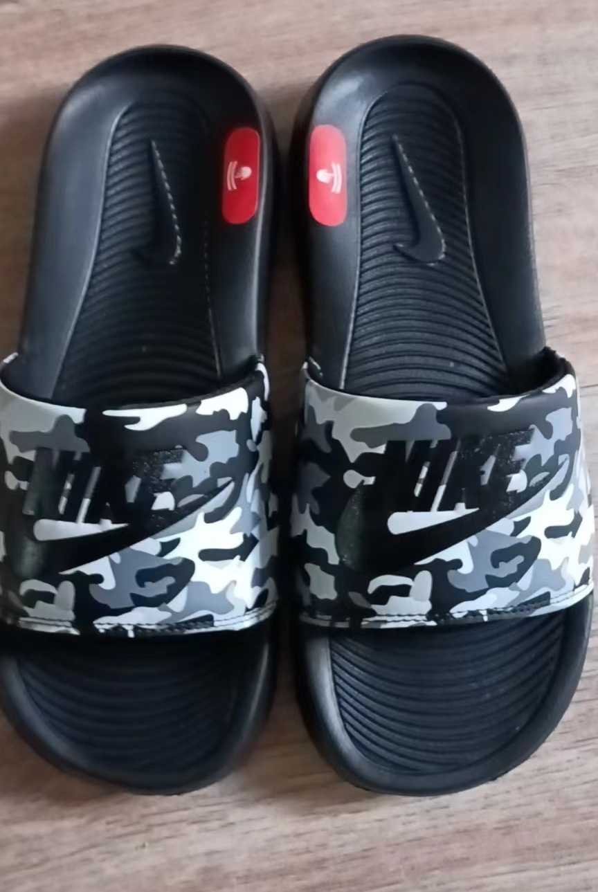 Nike Victori One Slide Print (H-rs)