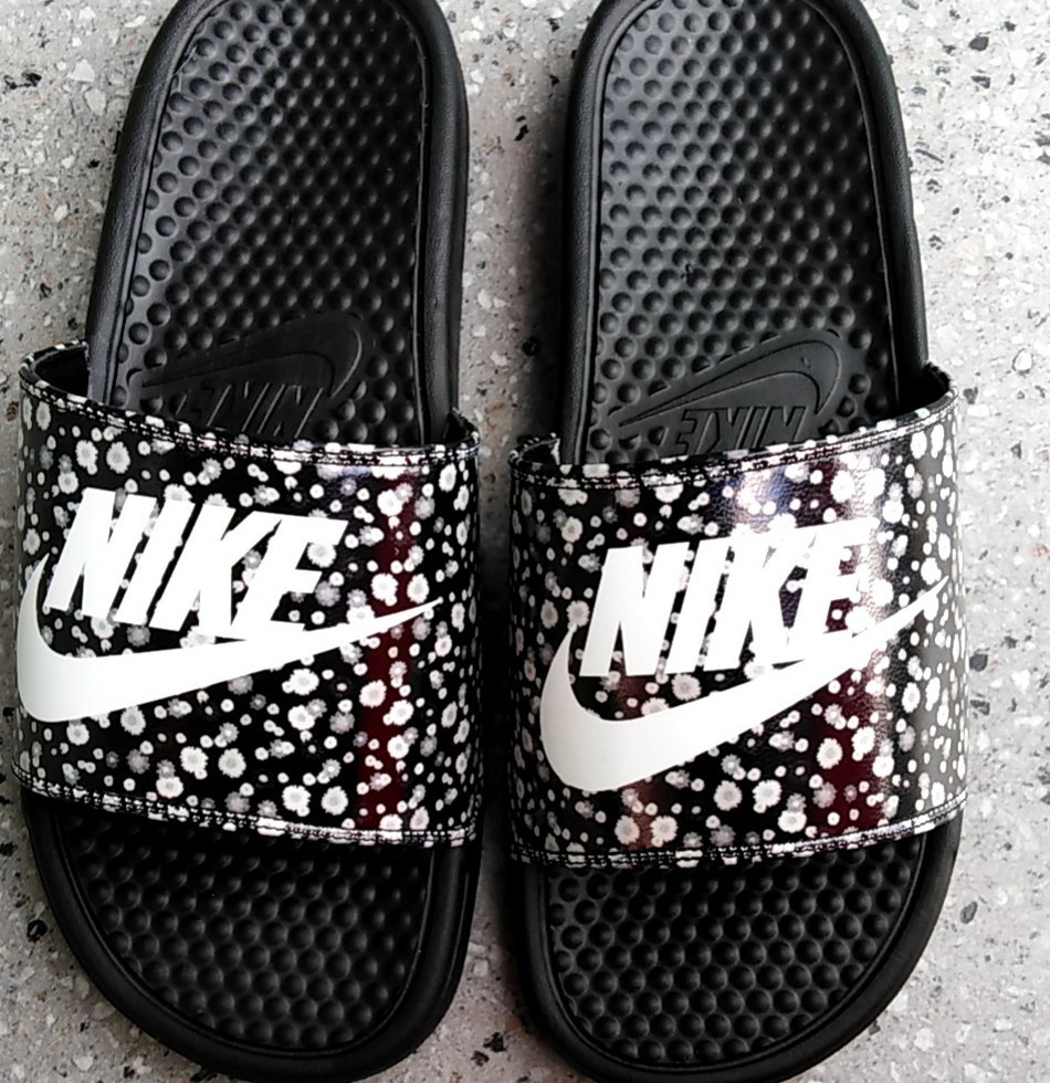 Nike Benassi Slippers
