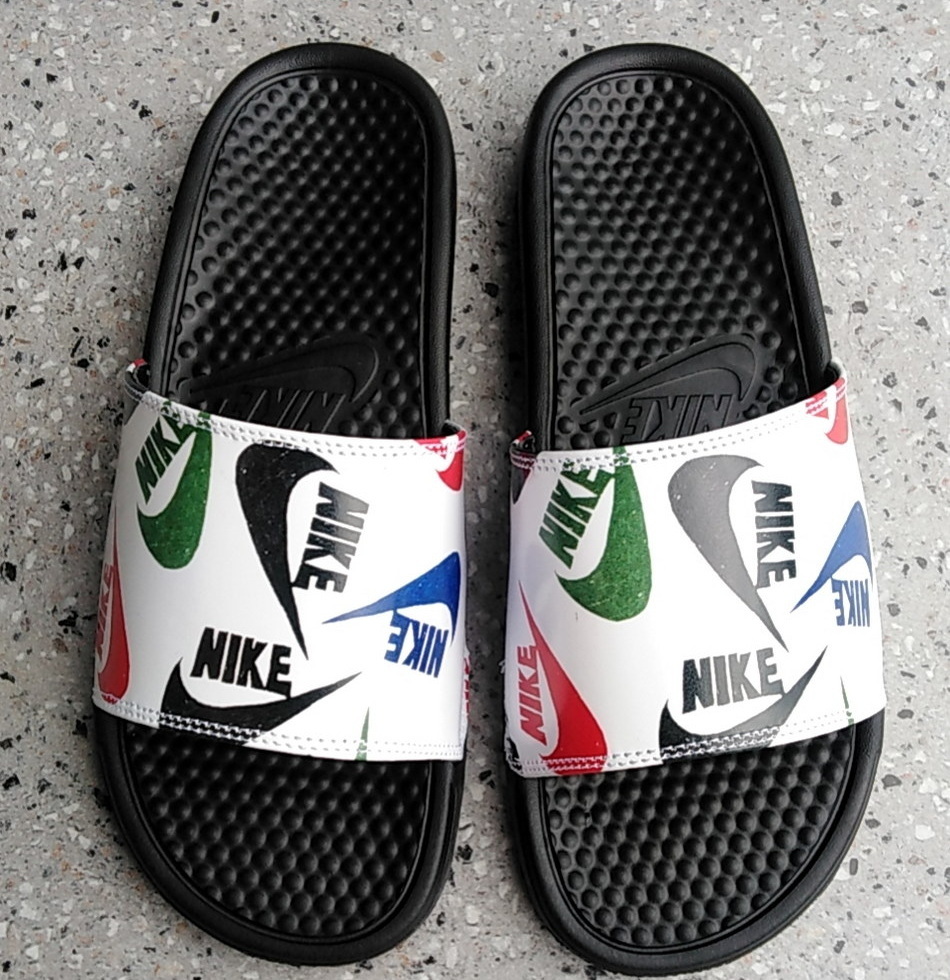 Nike Benassi Slippers