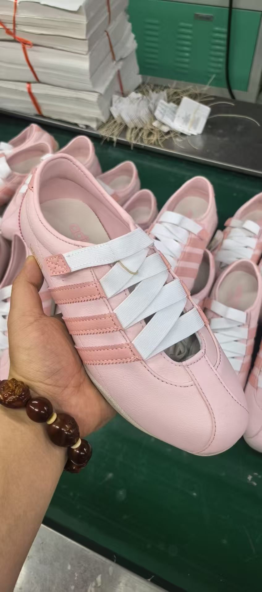 Adidas Tokyo Jane（G48 ​