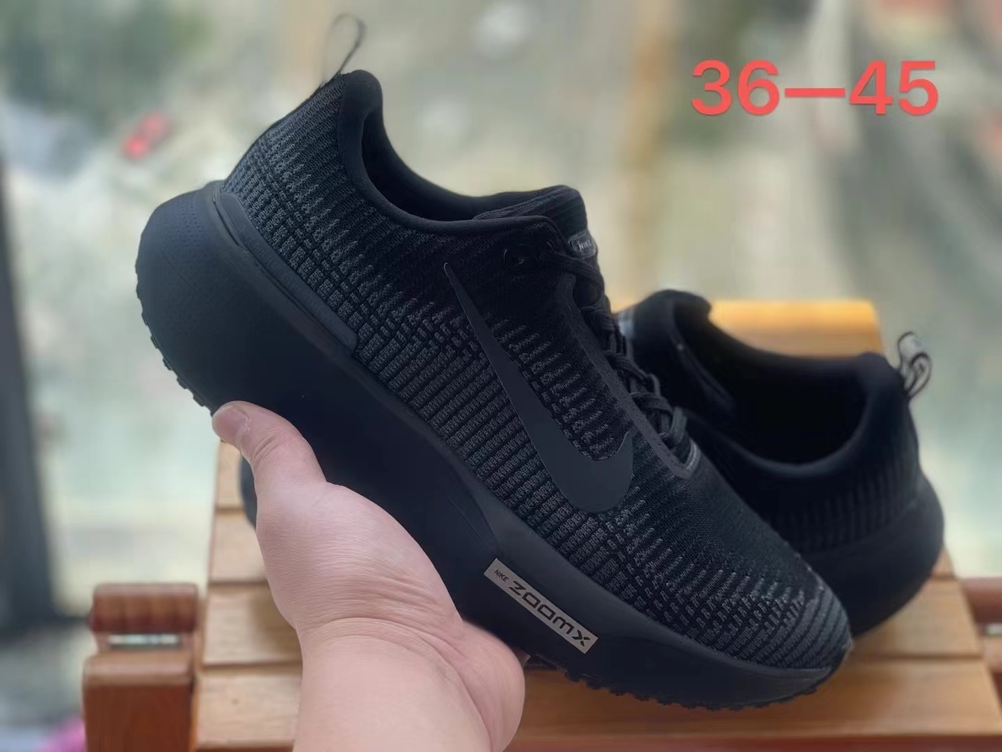 Nike Invincible Run 4 (H-63 B7)
