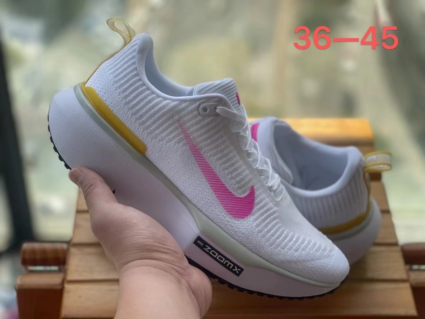 Nike Invincible Run 4 (H-63 B7)