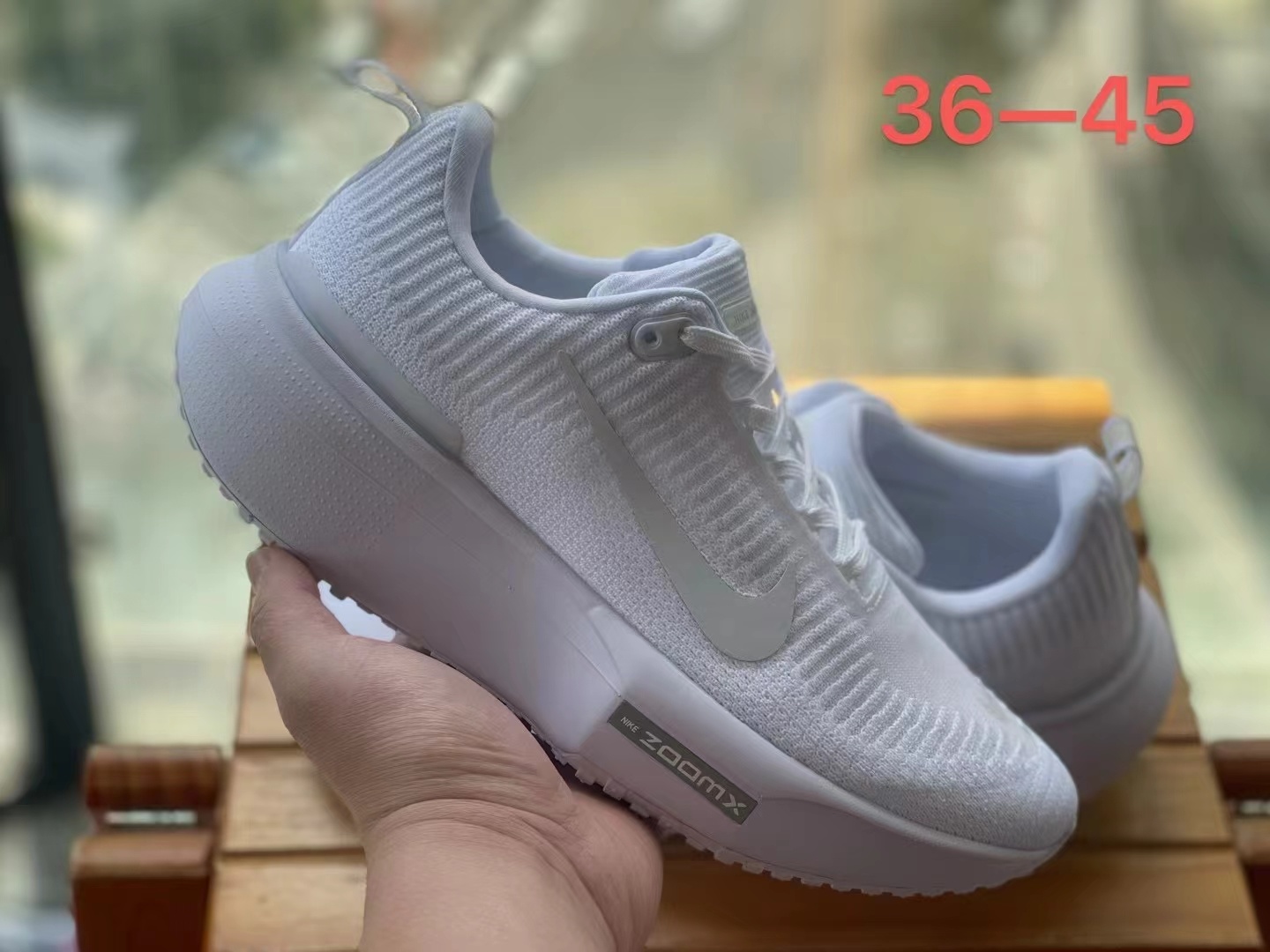 Nike Invincible Run 4 (H-63 B7)