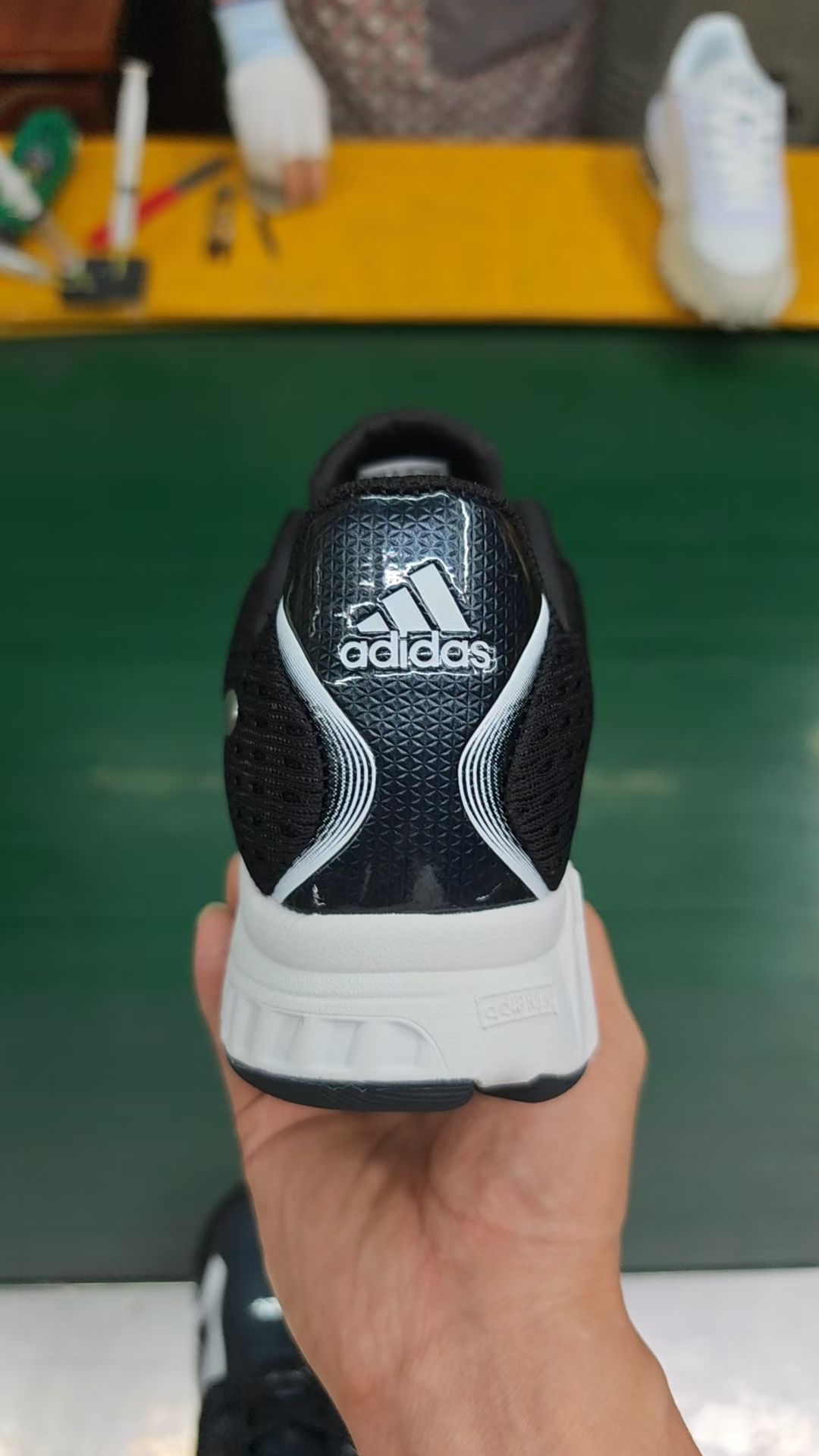 Adidas ClimaCool（F2）