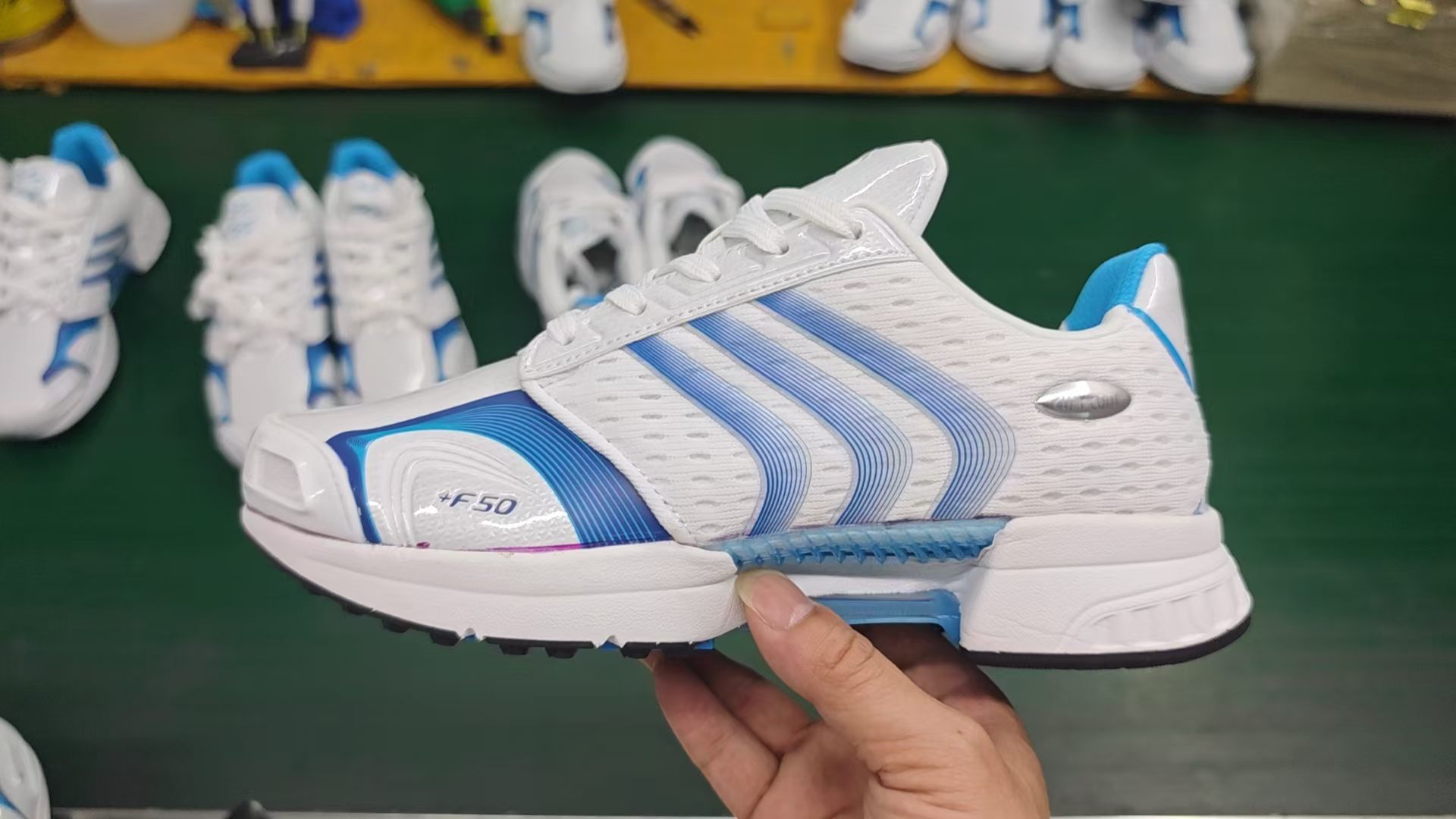 Adidas ClimaCool（F2）