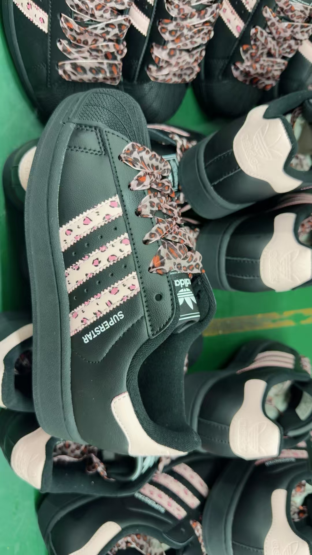 Superstar（H-22 J-38 G17）
