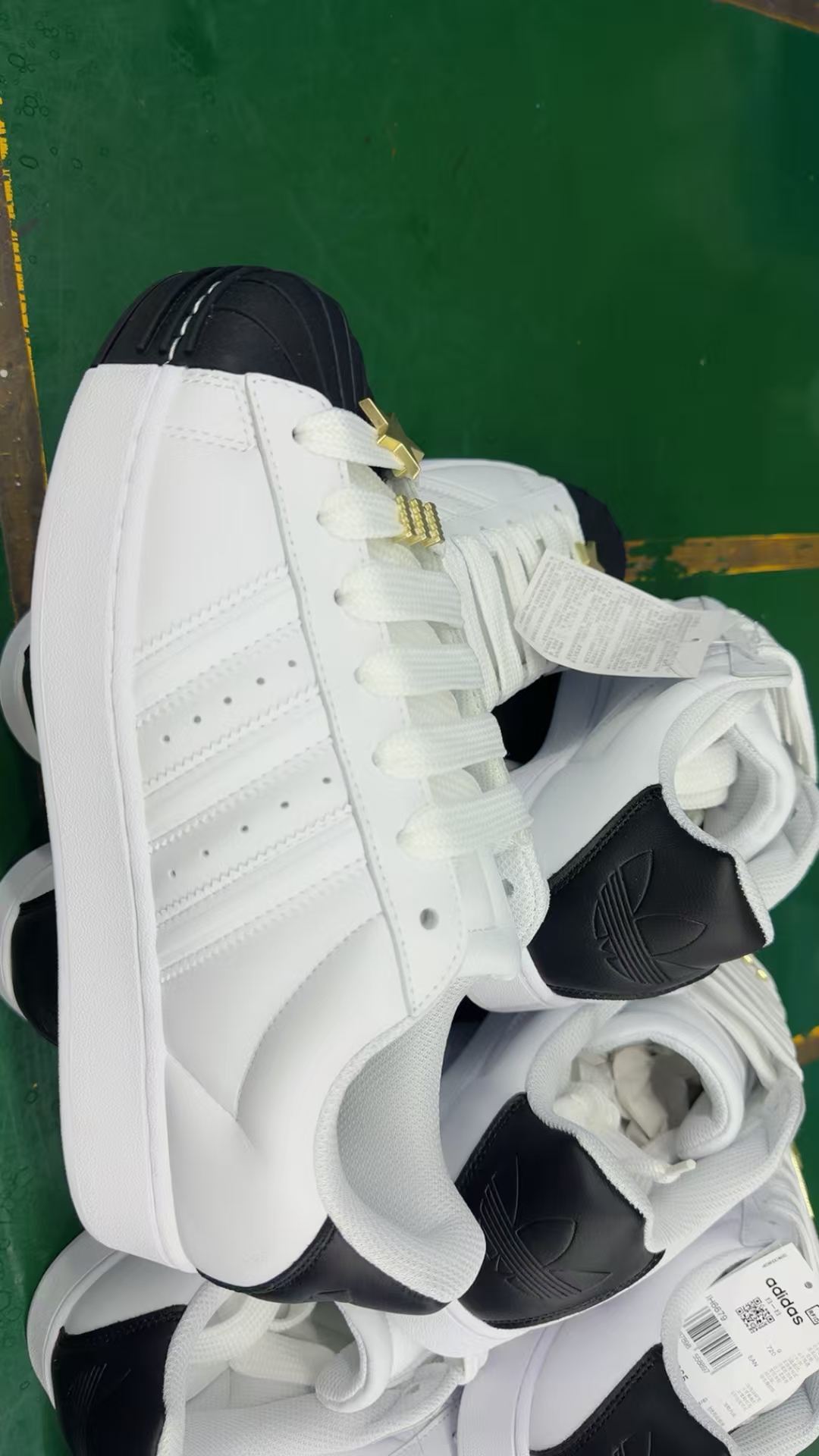 Superstar（H-22 J-38 G17）