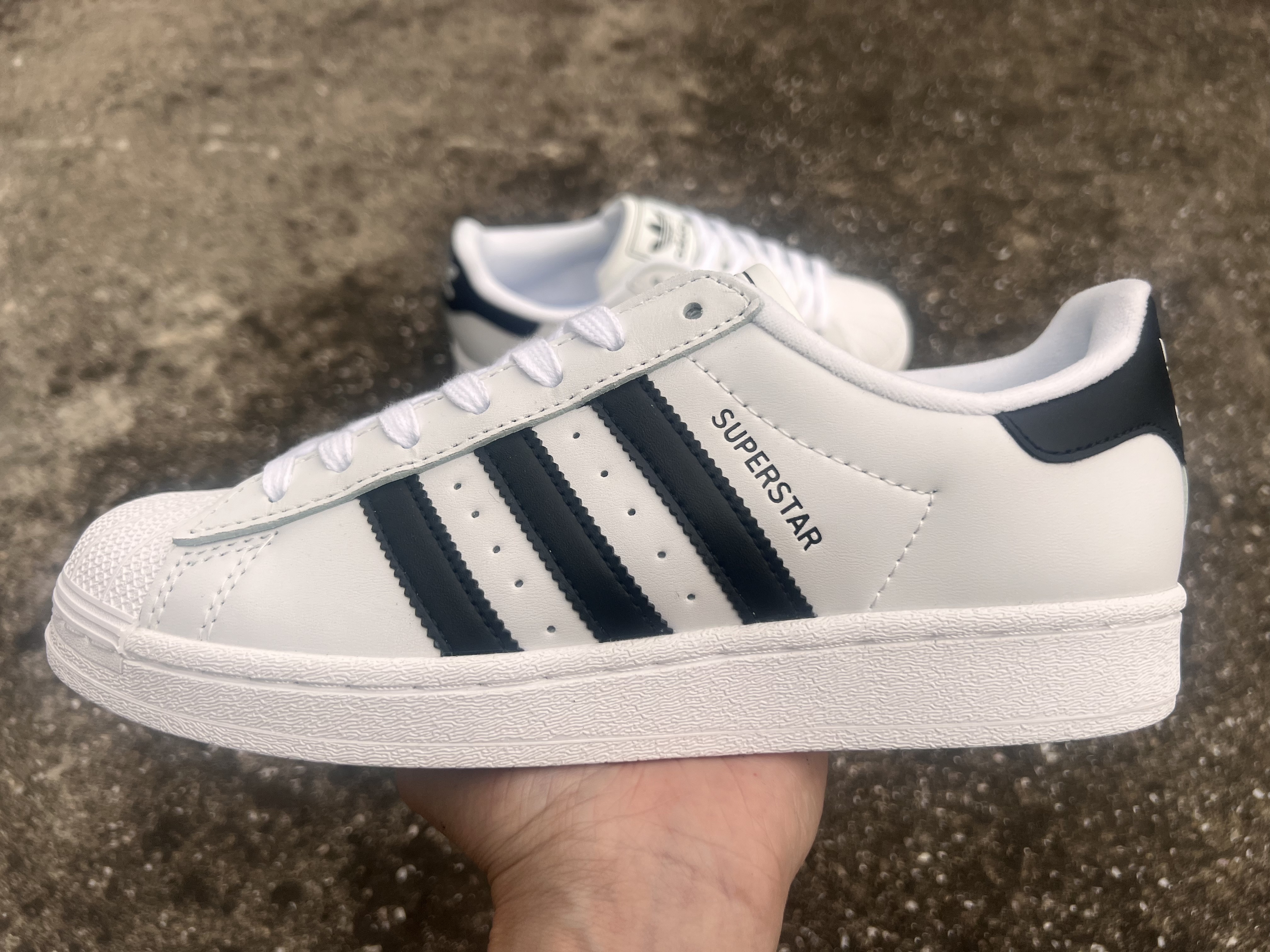 Adidas Superstar（J-90）