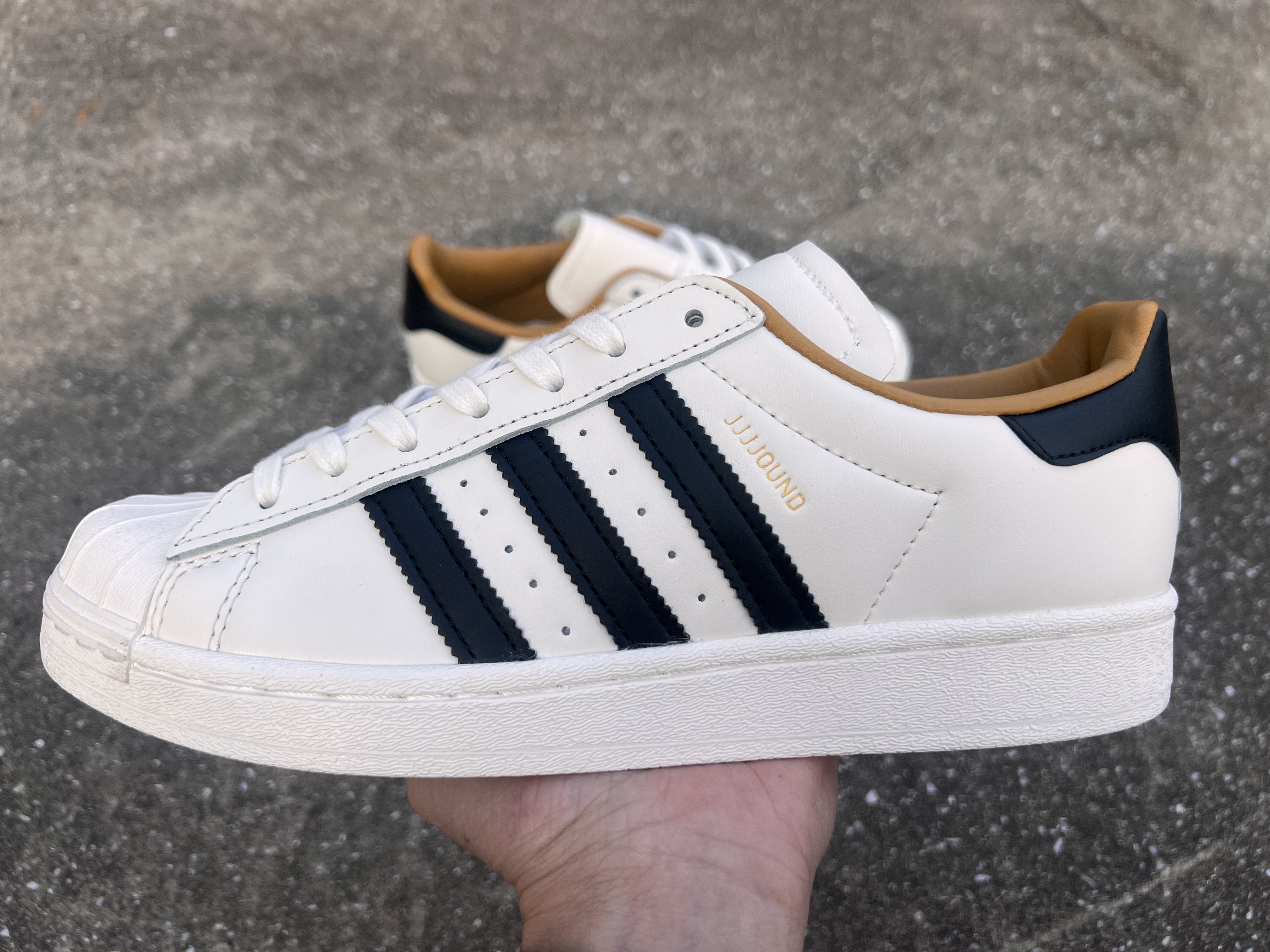 Adidas Superstar（J-90）
