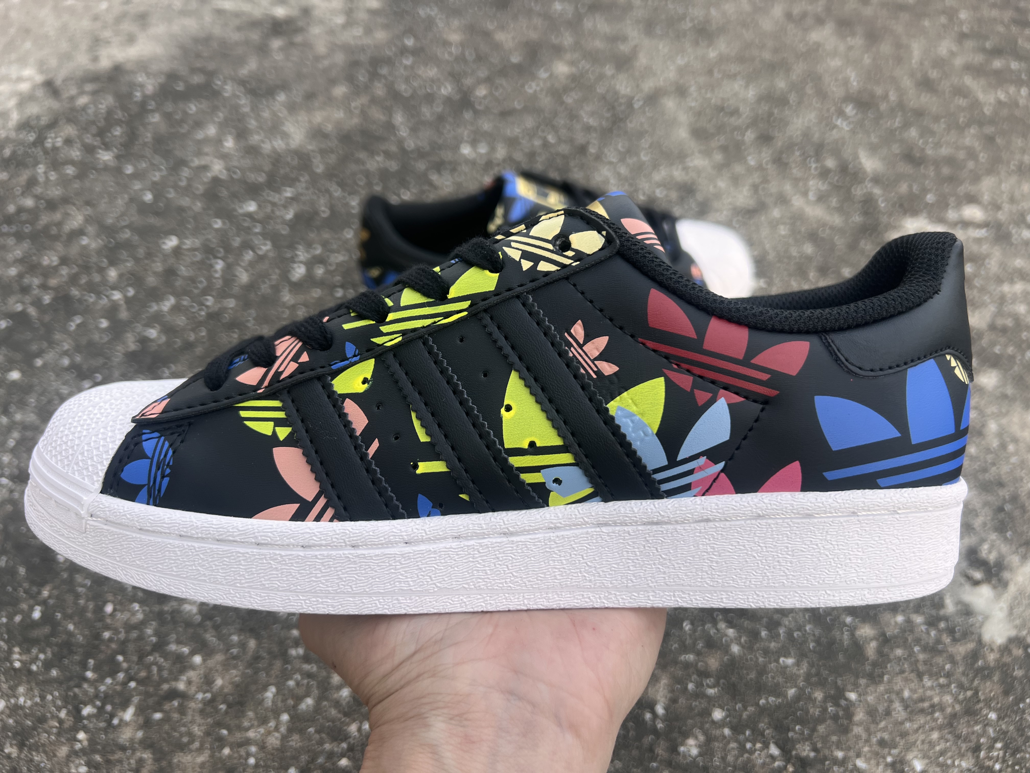 Adidas Superstar（J-90）