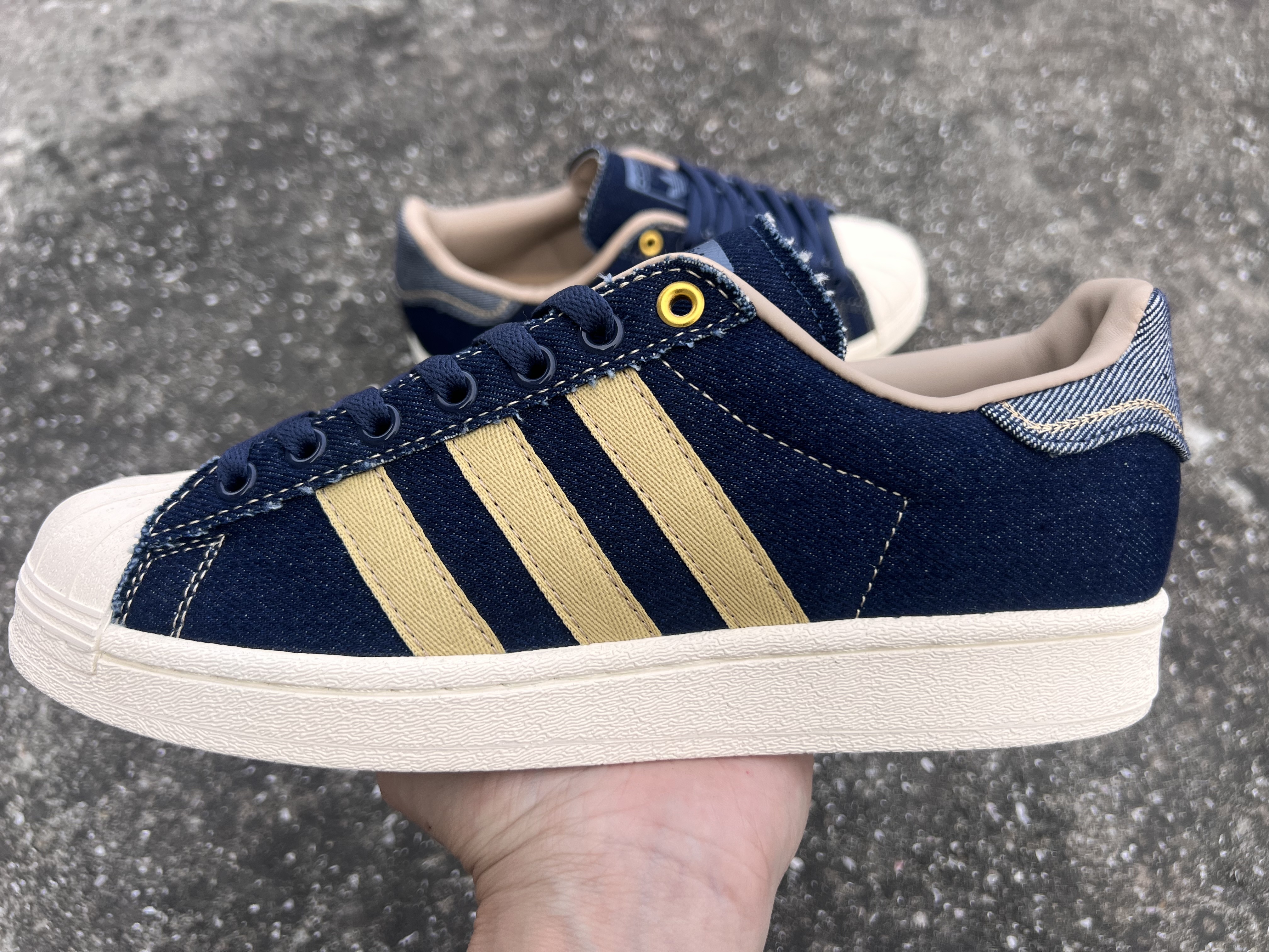 Adidas Superstar（J-90）