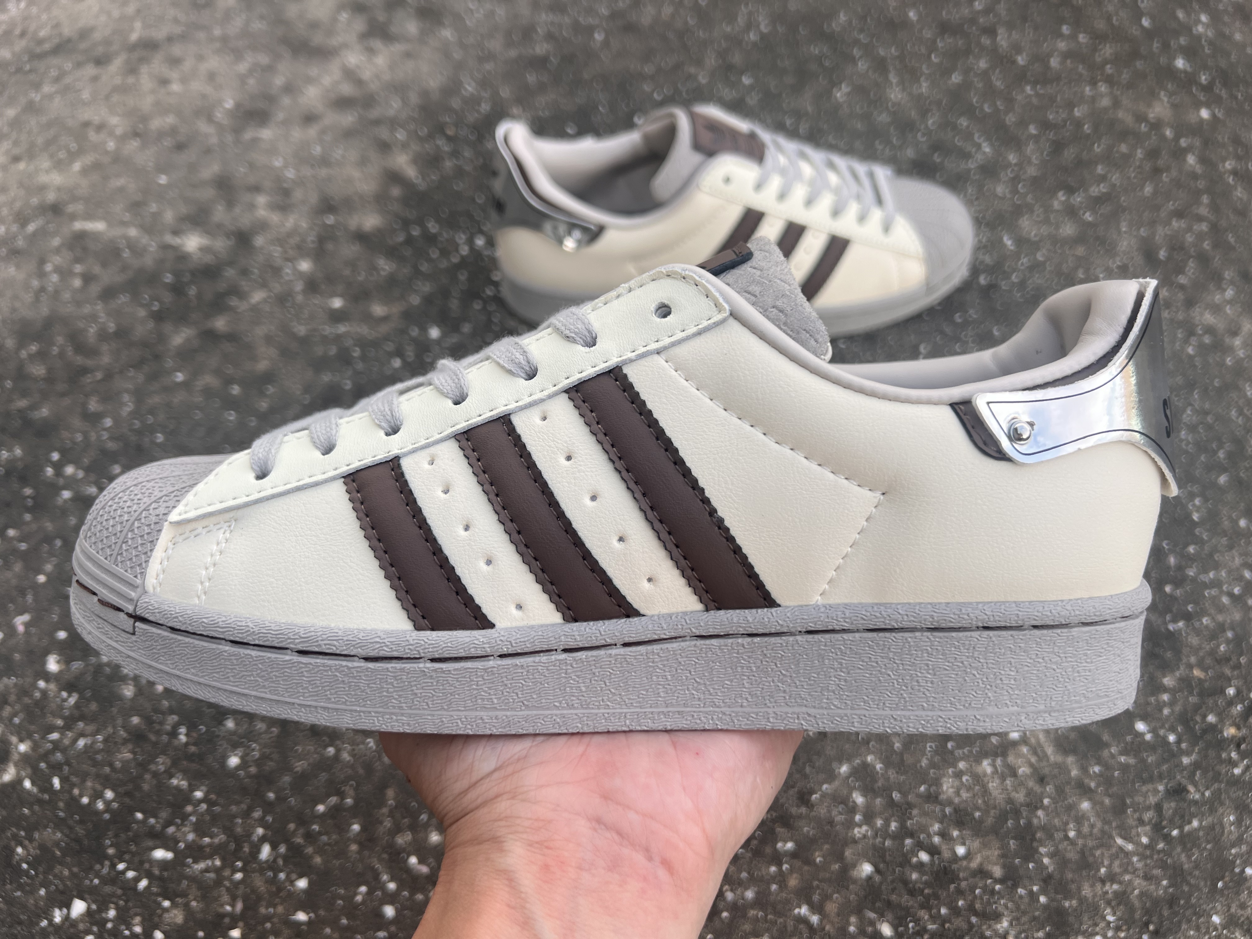 Adidas Superstar（J-90）