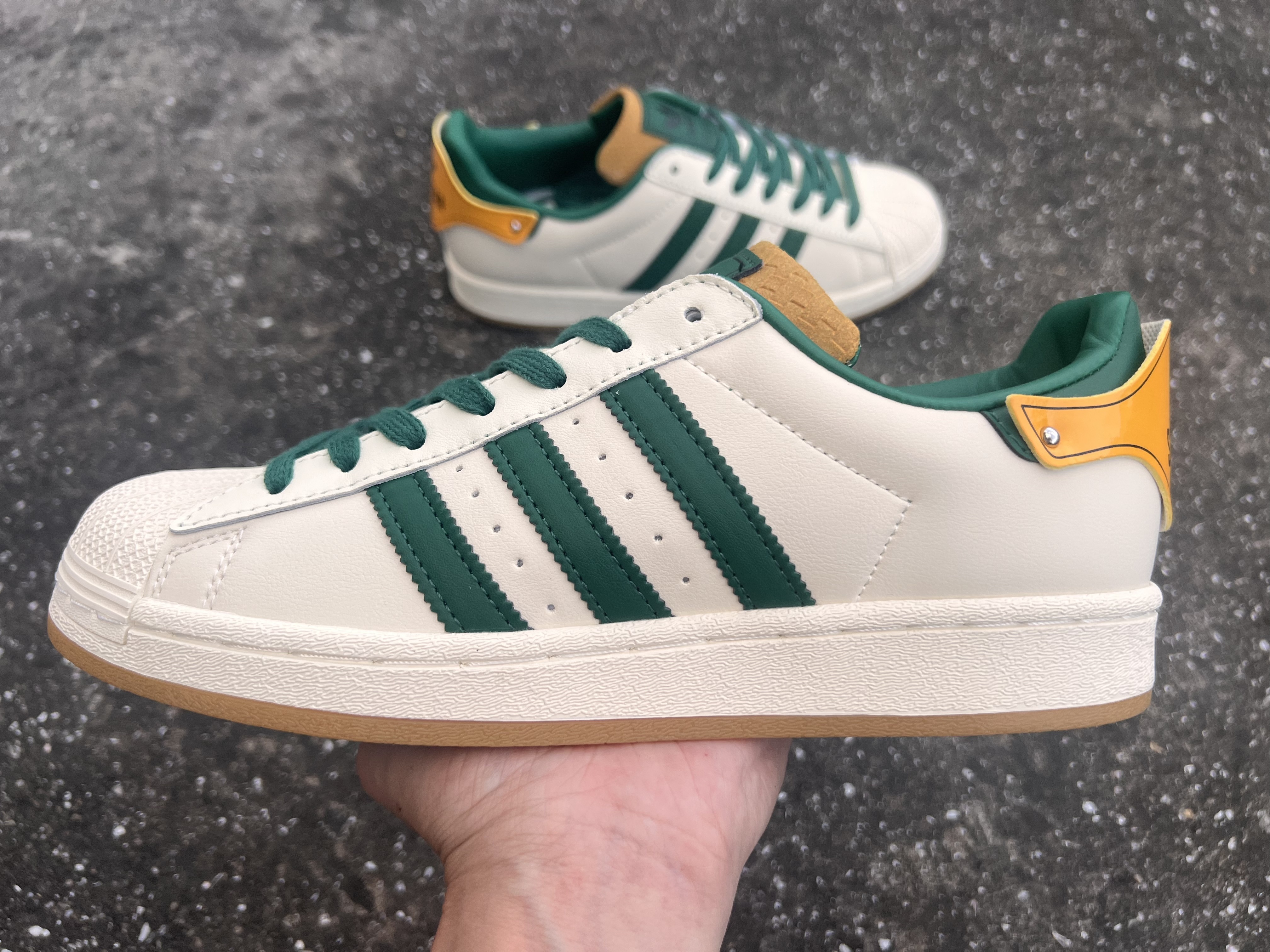 Adidas Superstar（J-90）