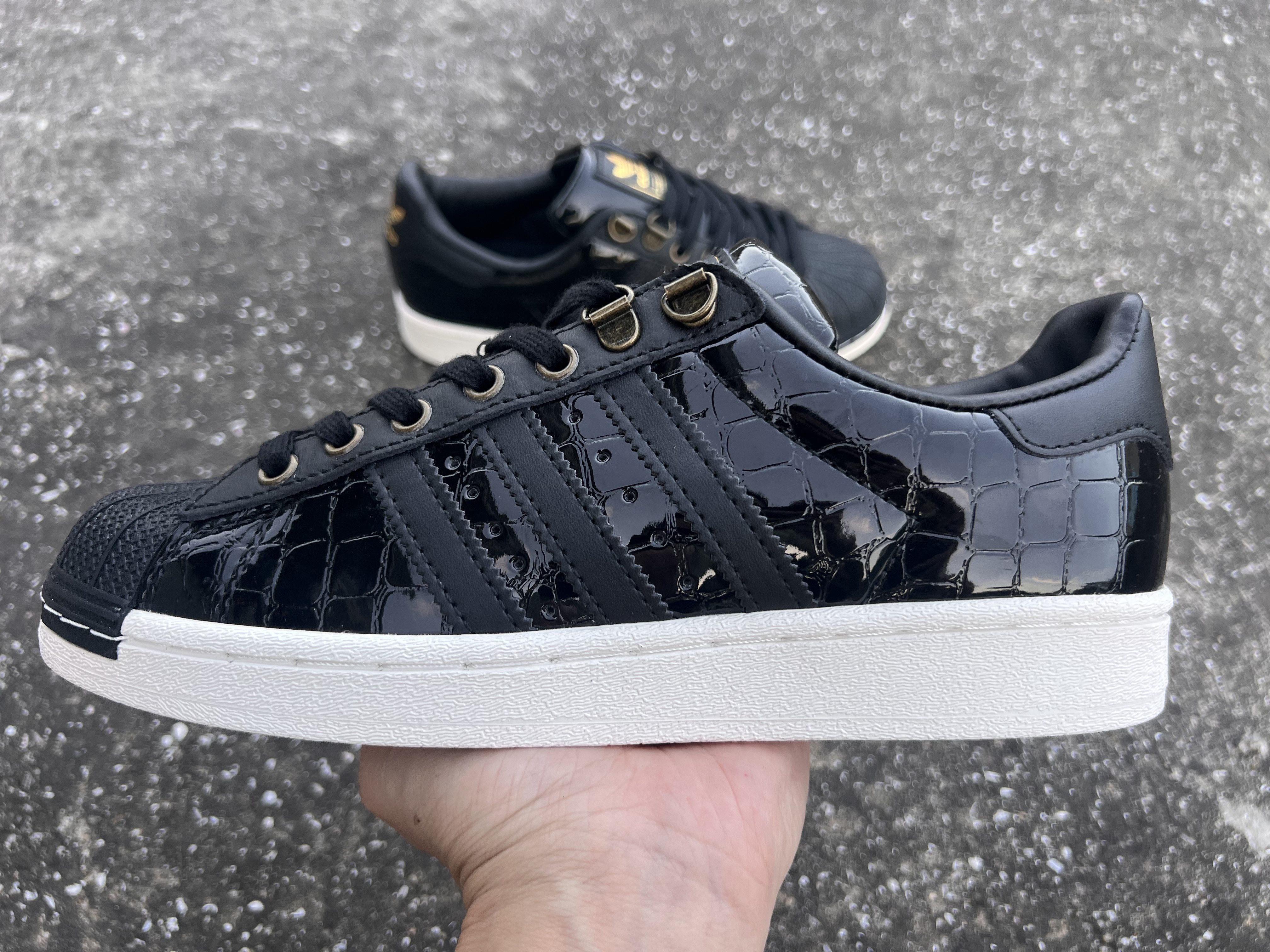 Adidas Superstar（J-90）