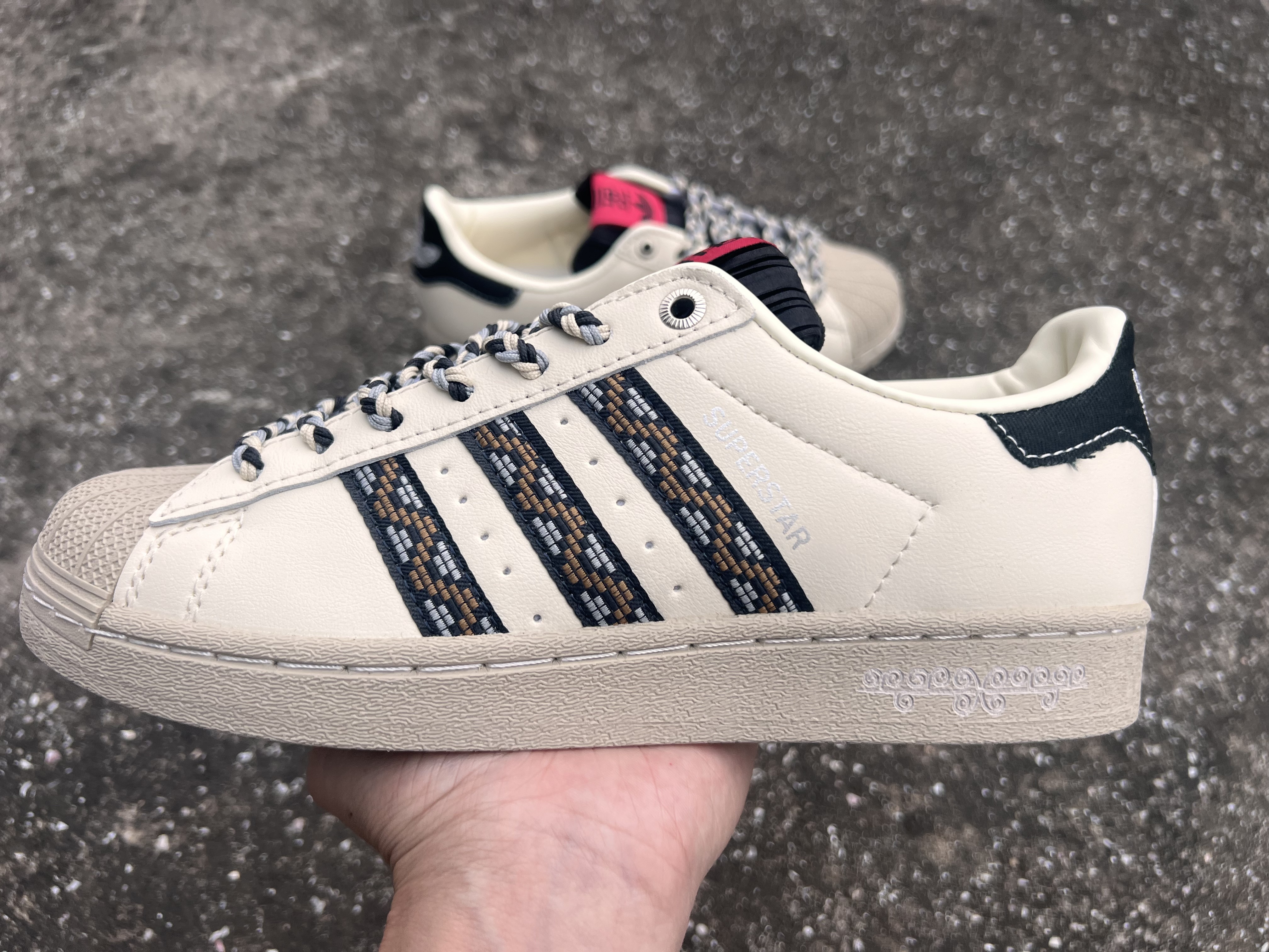 Adidas Superstar（J-90）