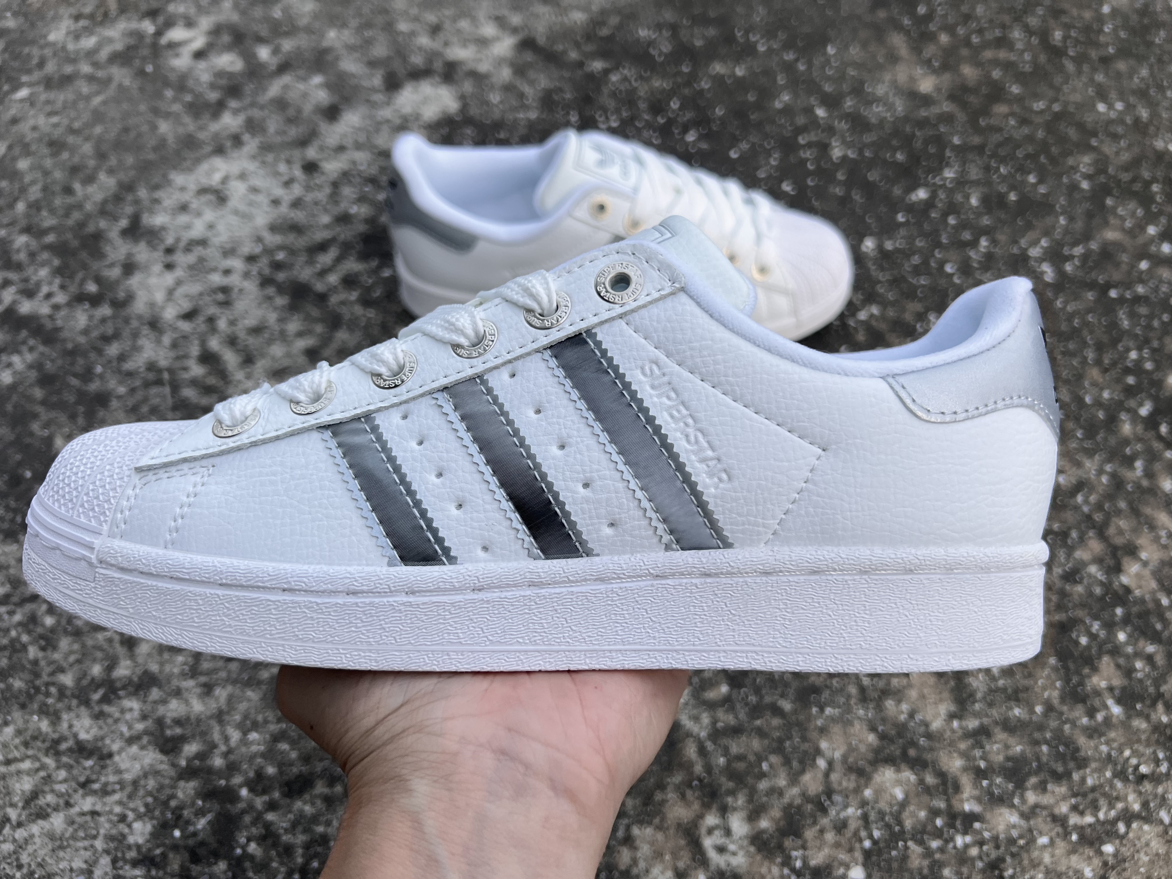 Adidas Superstar（J-90）