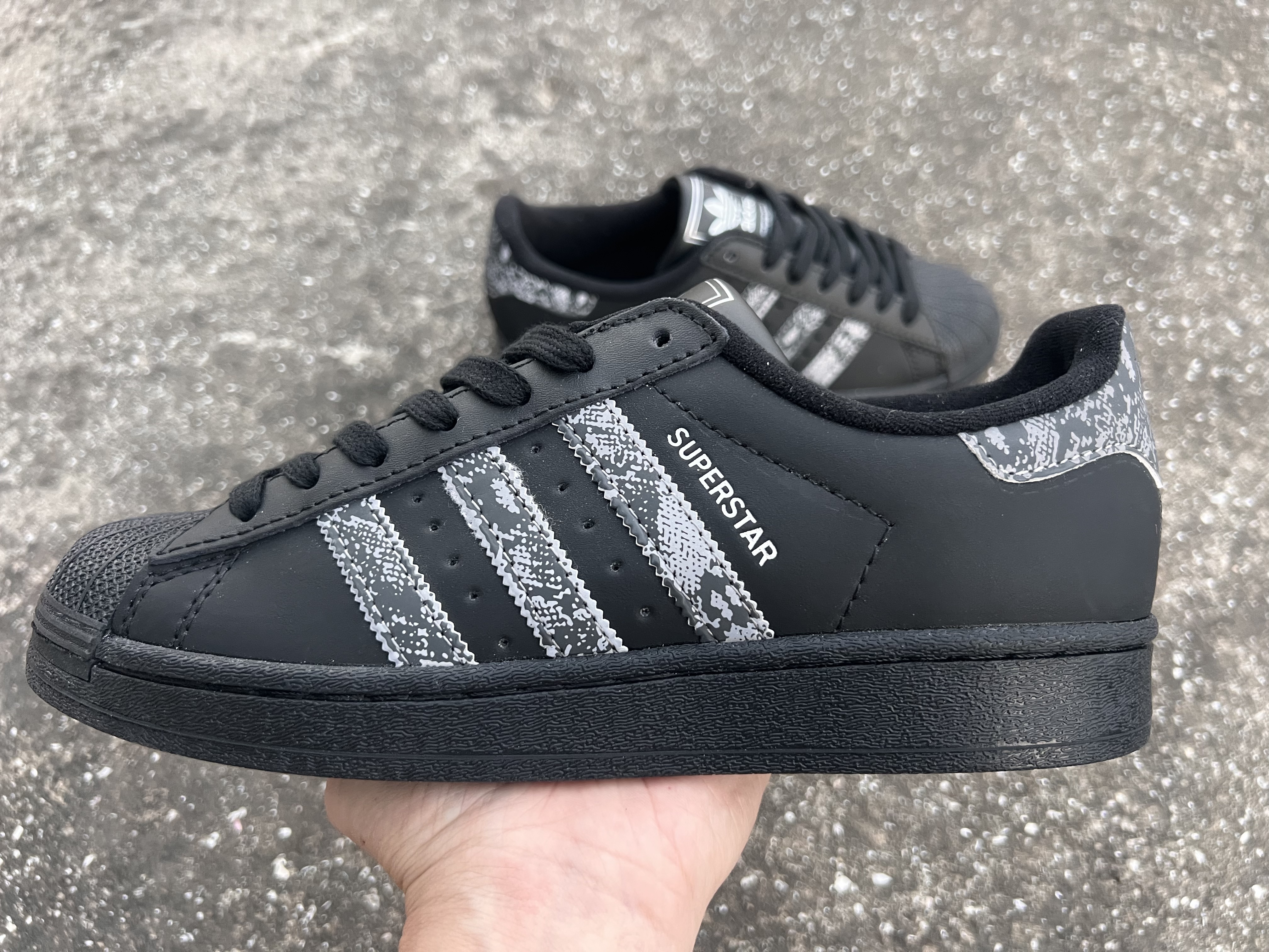 Adidas Superstar（J-90）