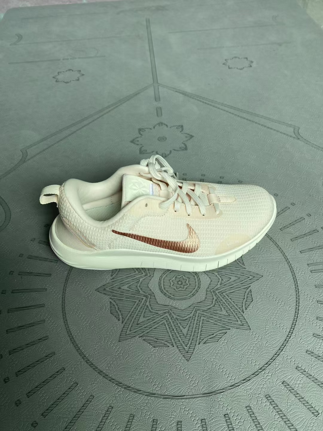 Nike Flex Experience RN 12（D4）