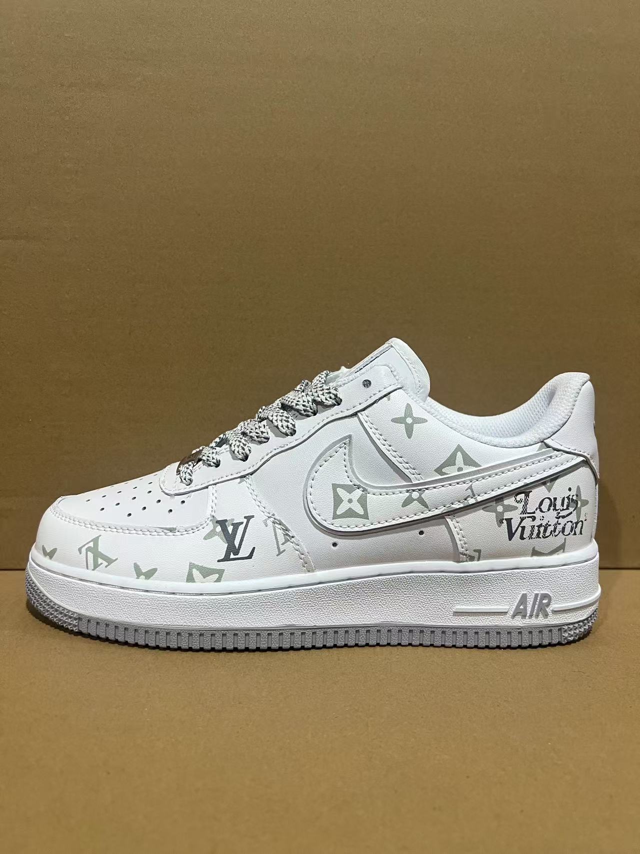 Air Force 1（F11）