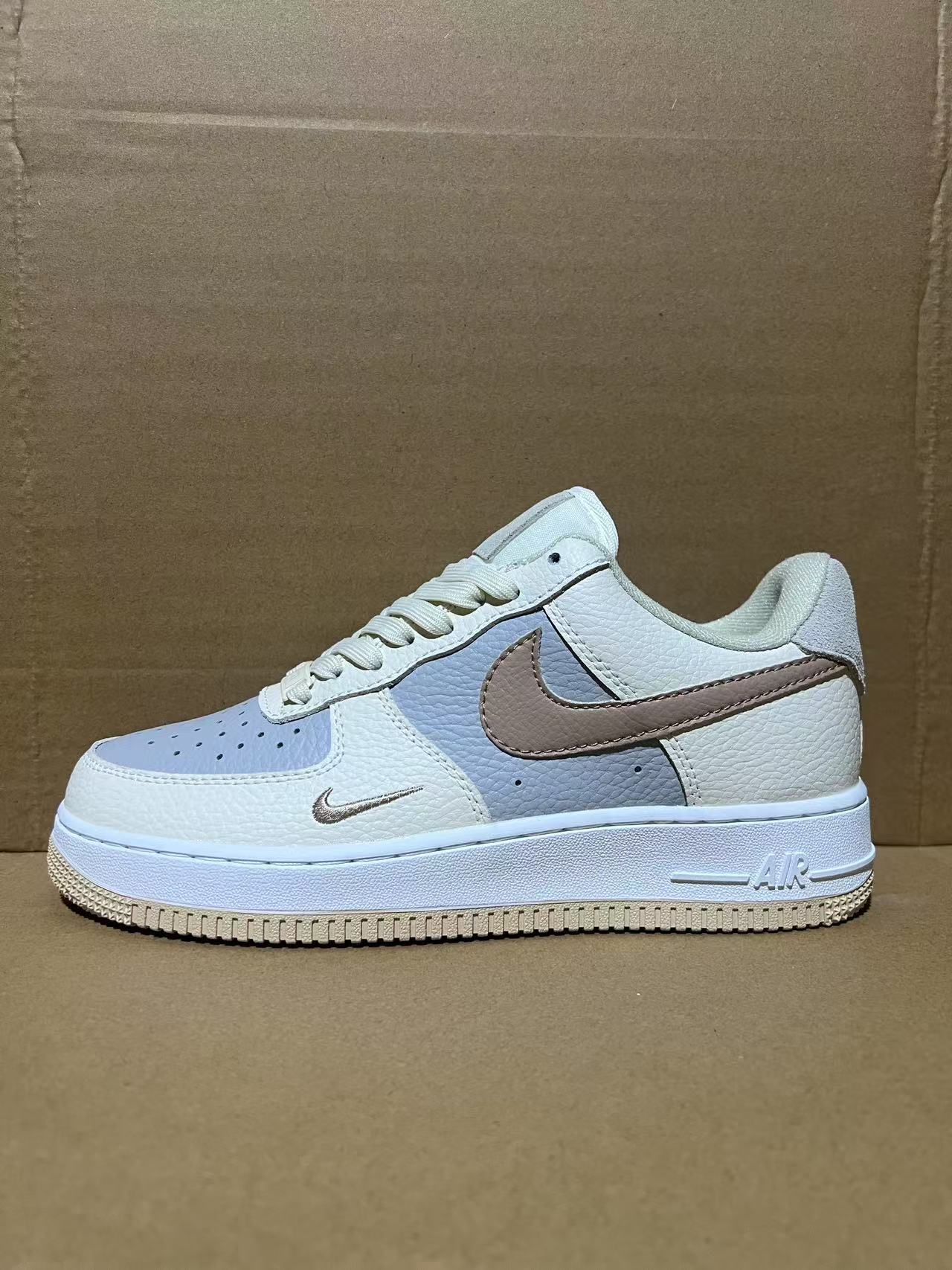 Air Force 1（F11）