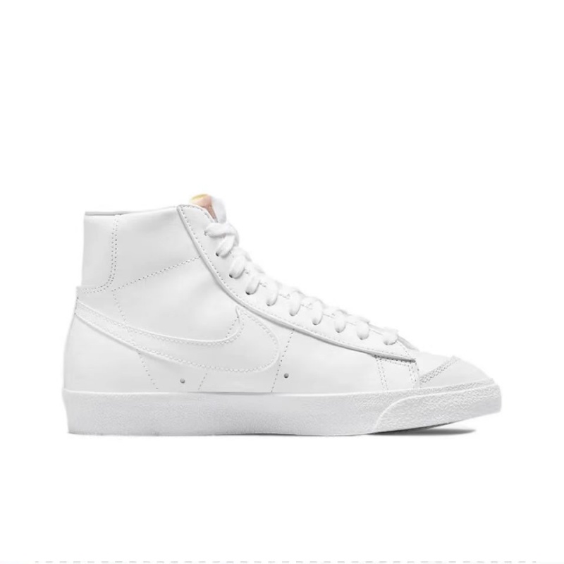 Nike Blazer Mid '1977（J-32）