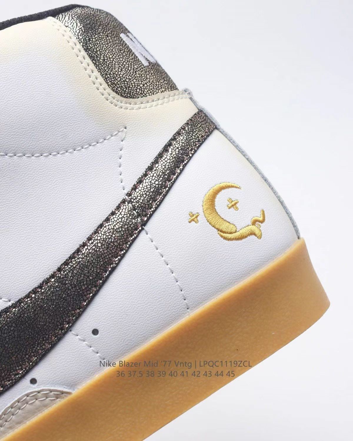 Nike Blazer Mid '1977（J-32）