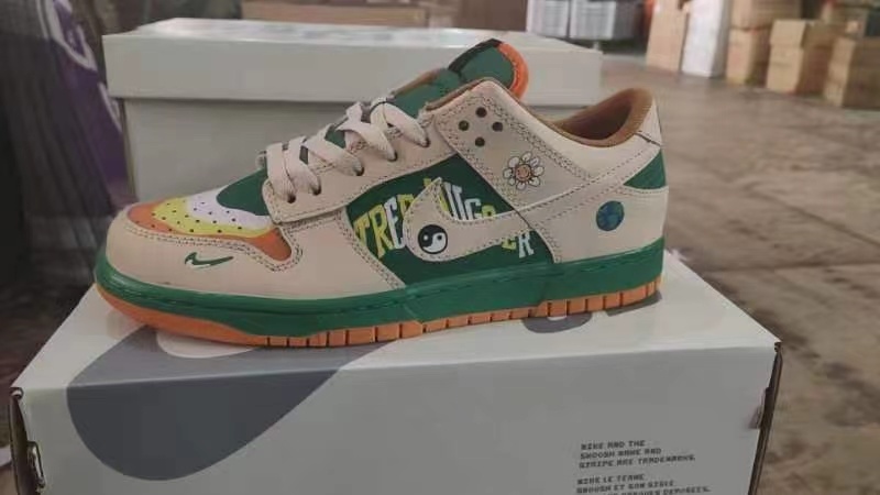Nike SB Low（068）