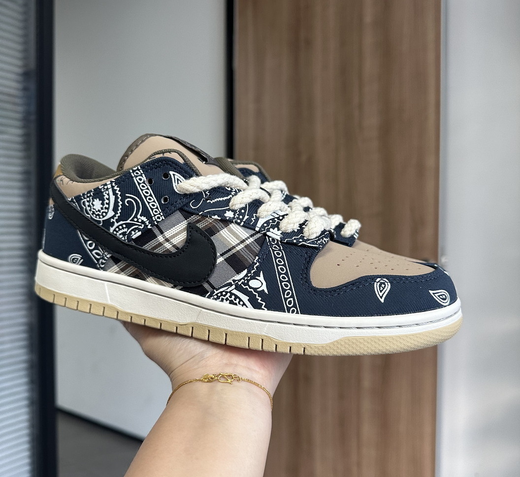 Nike Dunk Low #人生