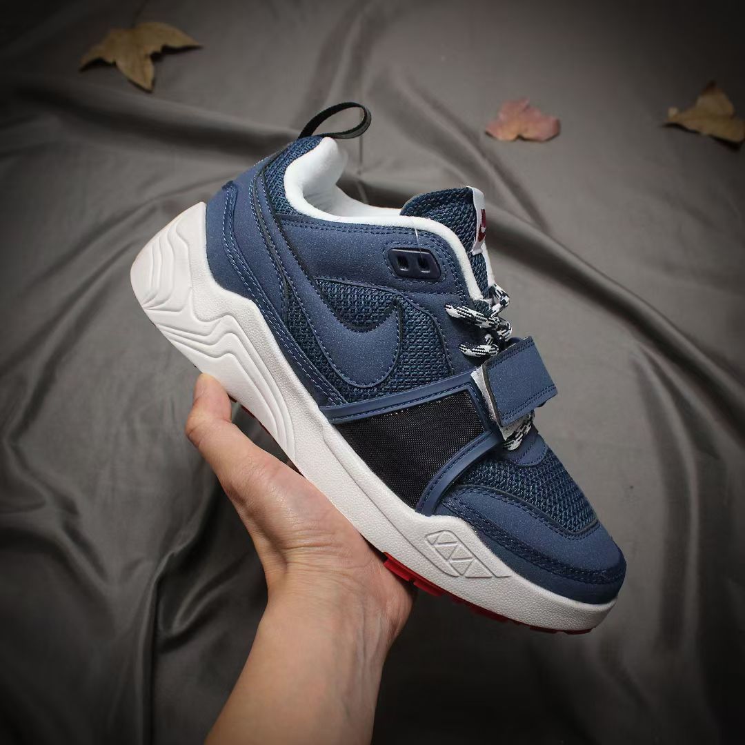 Travis Scott x Nike Zoom Field Jaxx（D42）