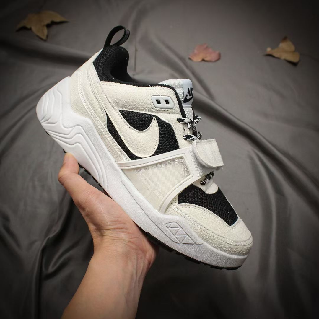 Travis Scott x Nike Zoom Field Jaxx（D42）