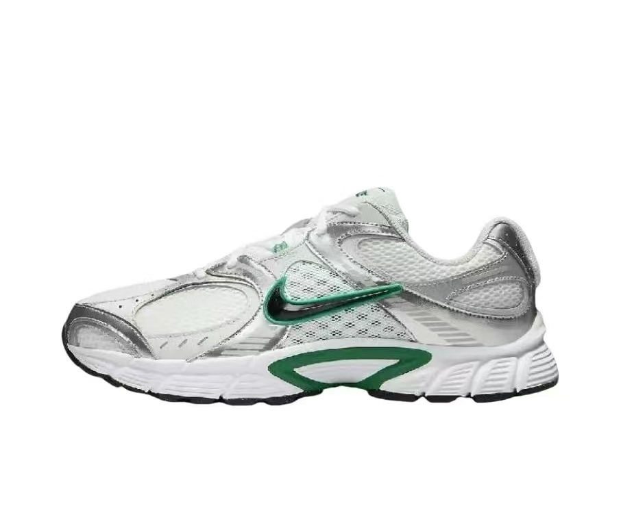 Nike Vomero 5 Runner（ 113  H-83 H-66 G43 D4）
