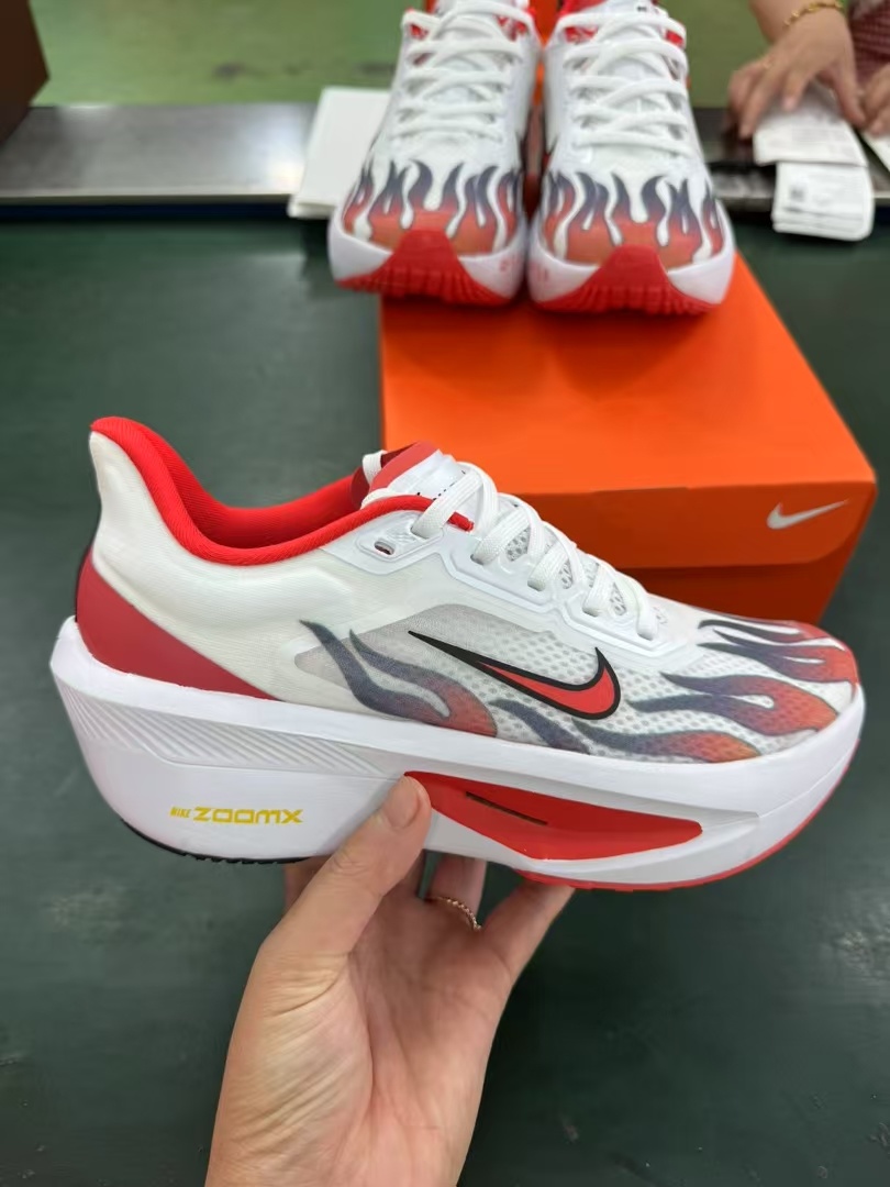 Nike Zoom Fly 6（H-63 H-64 H-68）