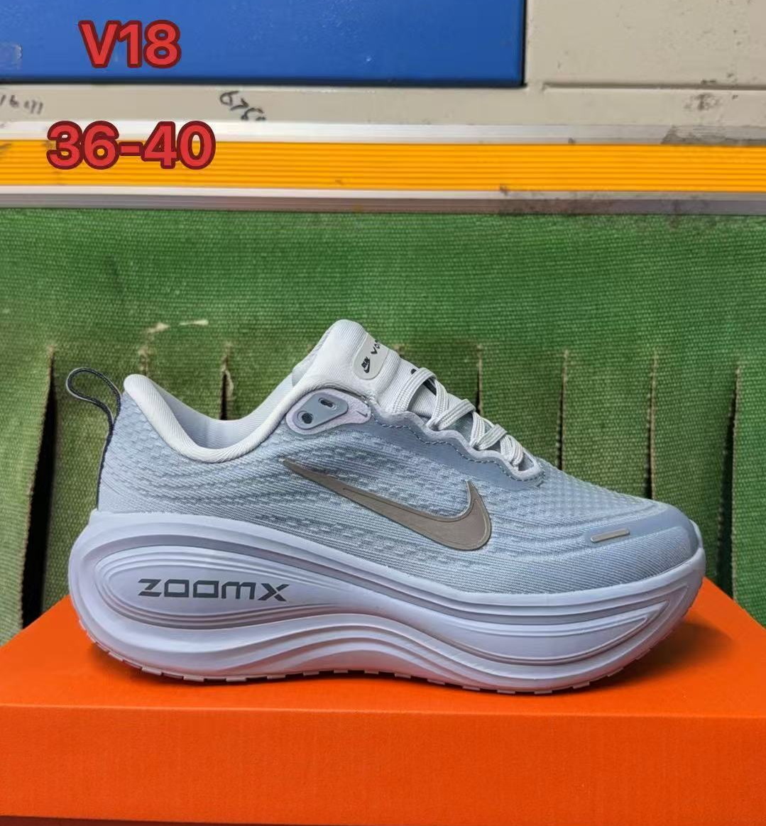 Nike Vomero V18 #华D