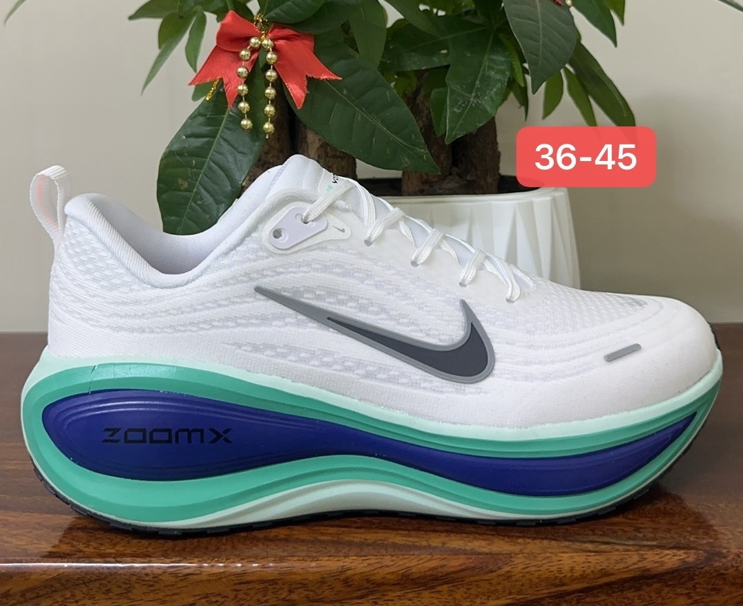 Nike Vomero V18 #华D