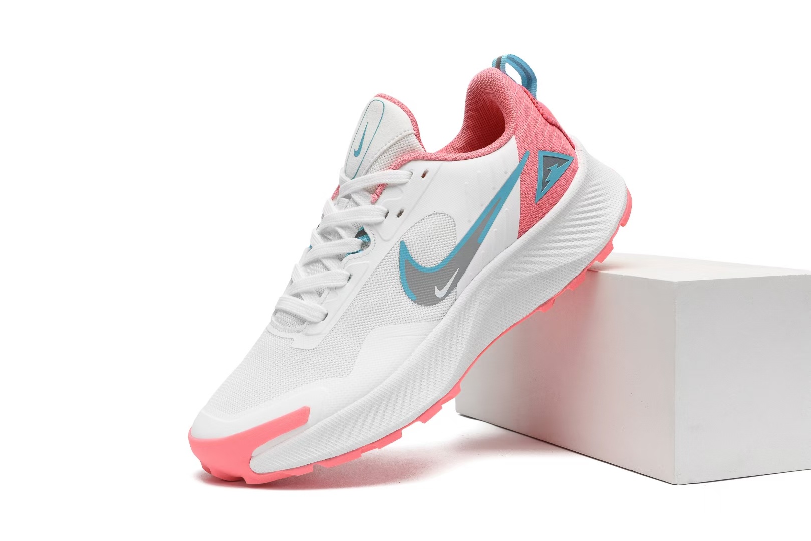 Nike Pegasus Trail #168（H-71）