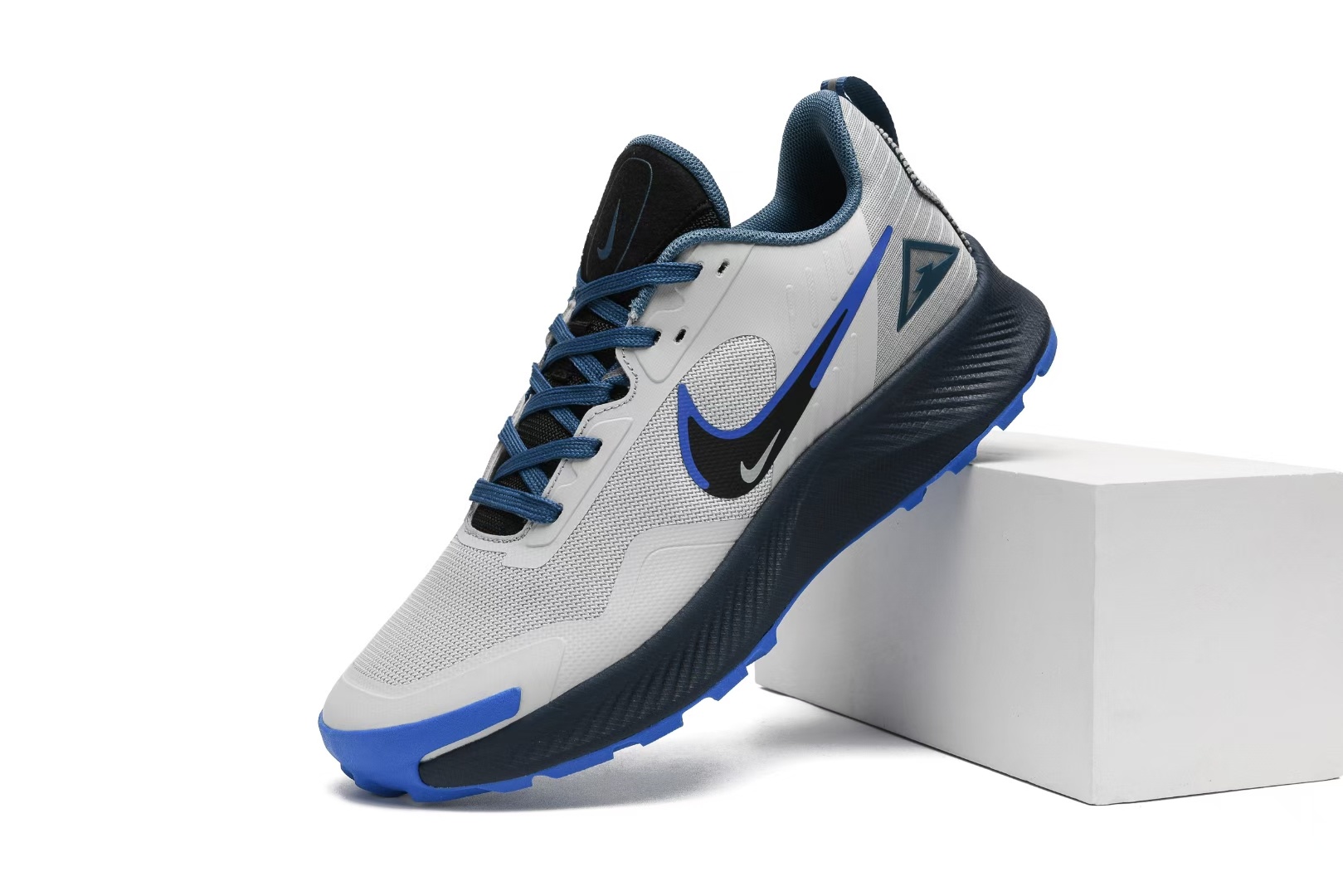 Nike Pegasus Trail #168（H-71）